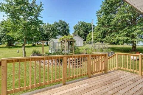 320 West Hubble Drive Property Photo 29