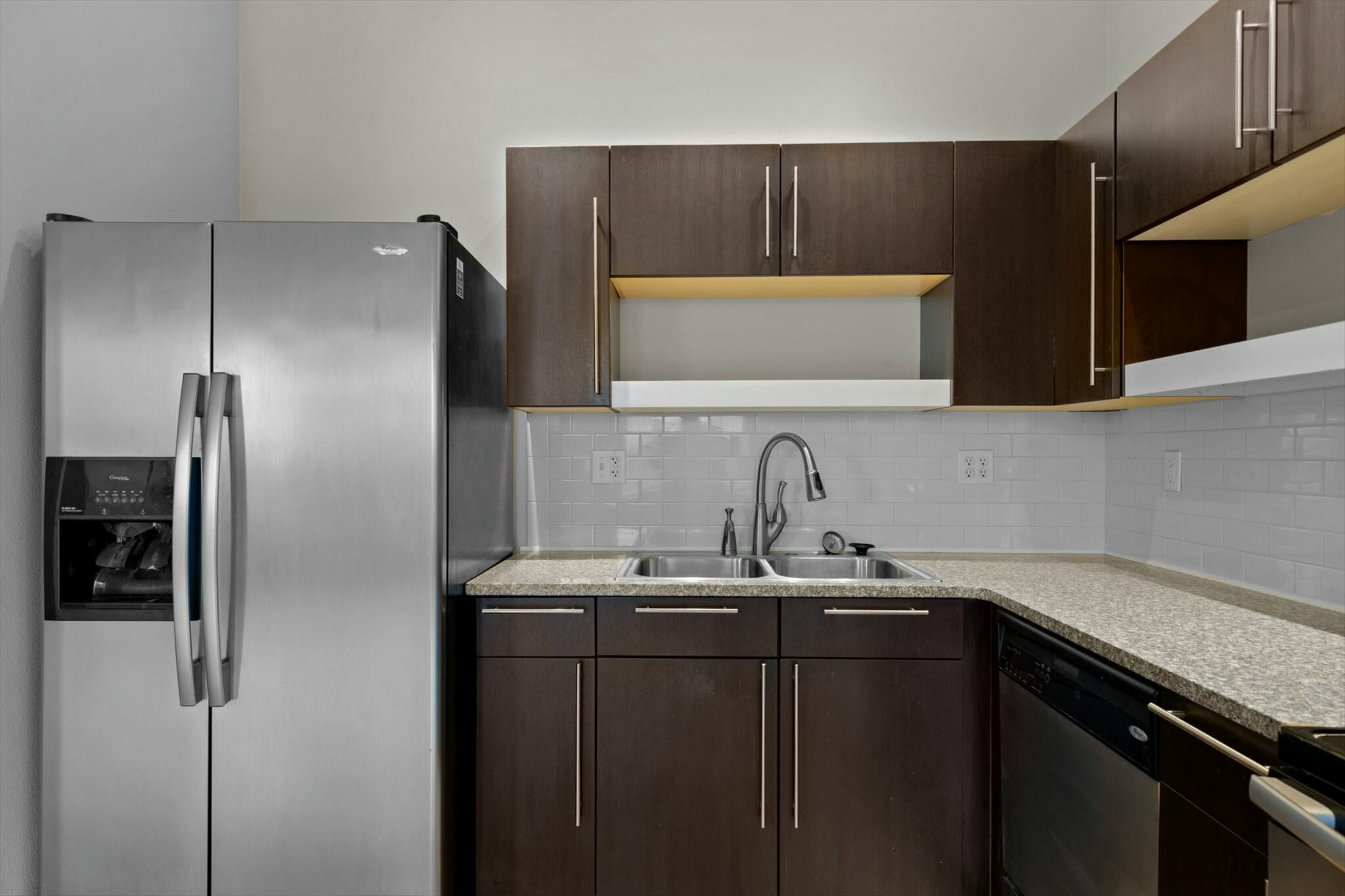 623 West Walnut Street Property Photo 7