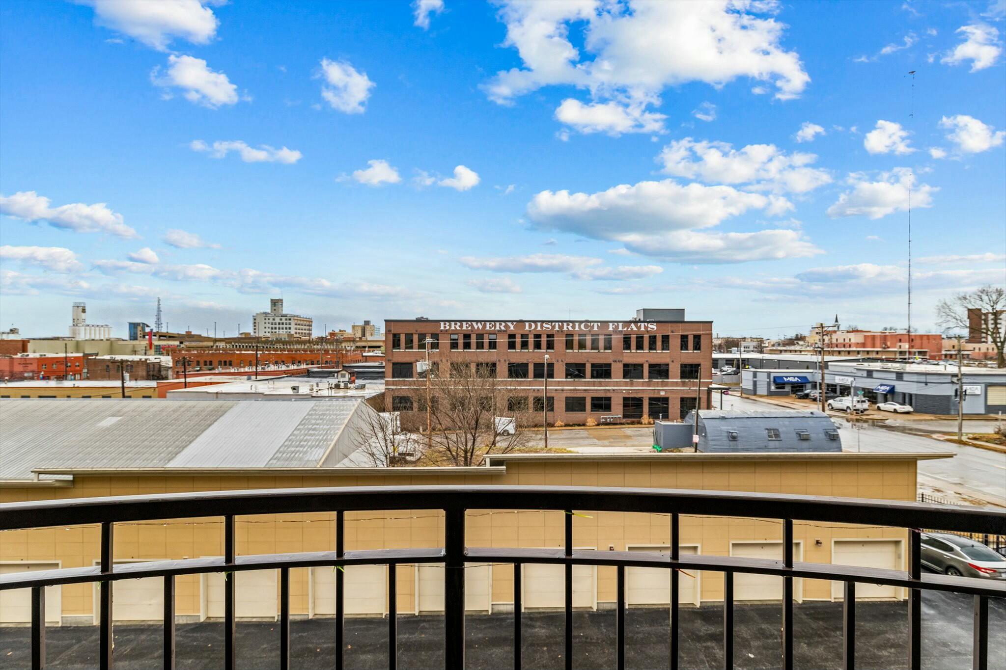 623 West Walnut Street Property Photo 21