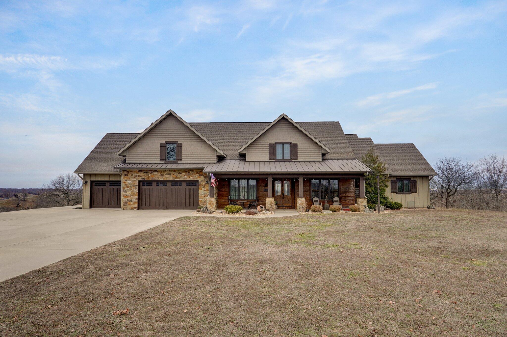 825 Legacy Farms Road Property Photo