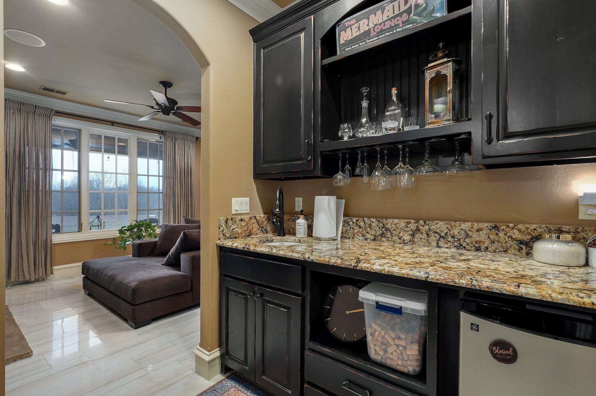 825 Legacy Farms Road Property Photo 10