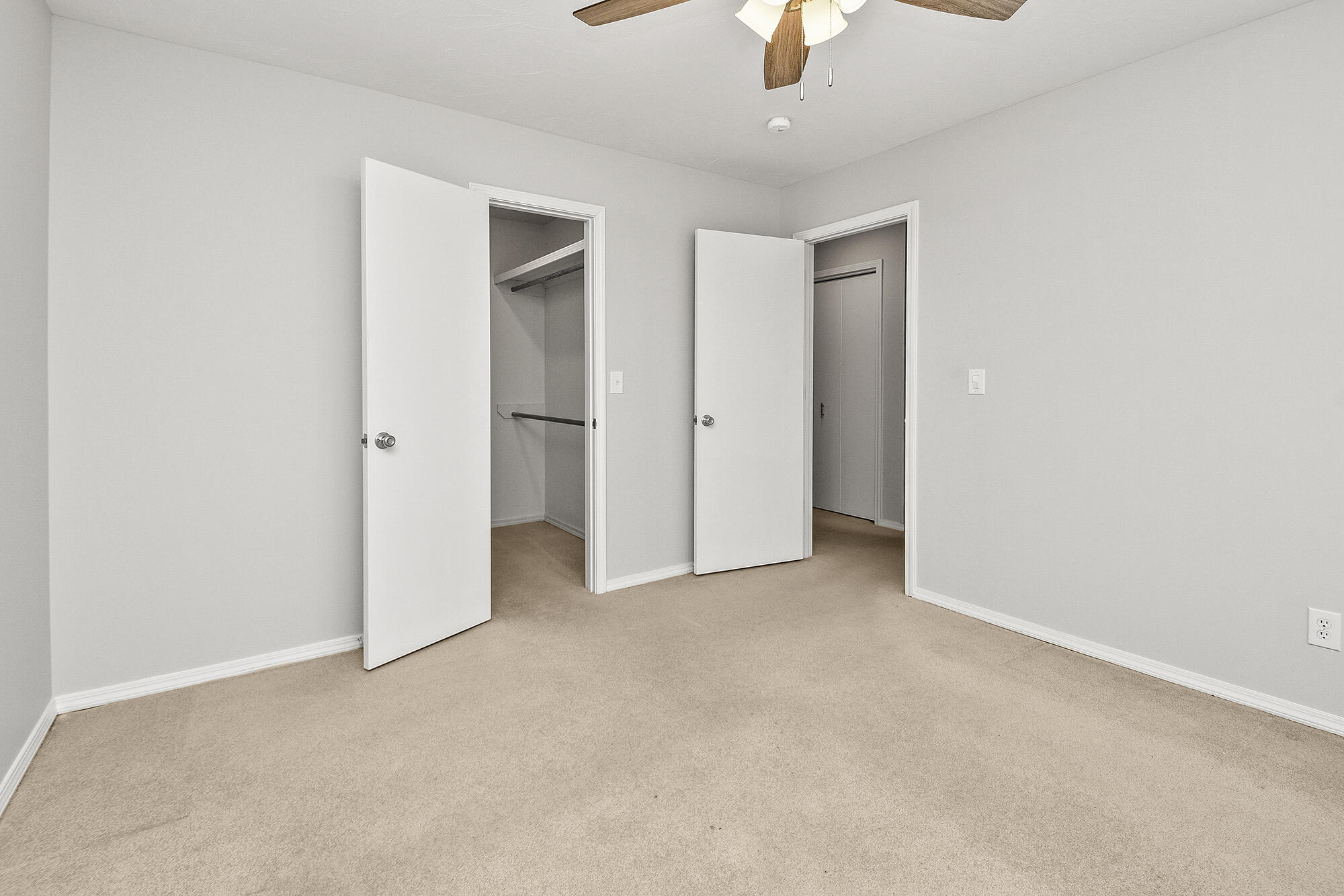 1402 East Dunkirk Street Property Photo 22