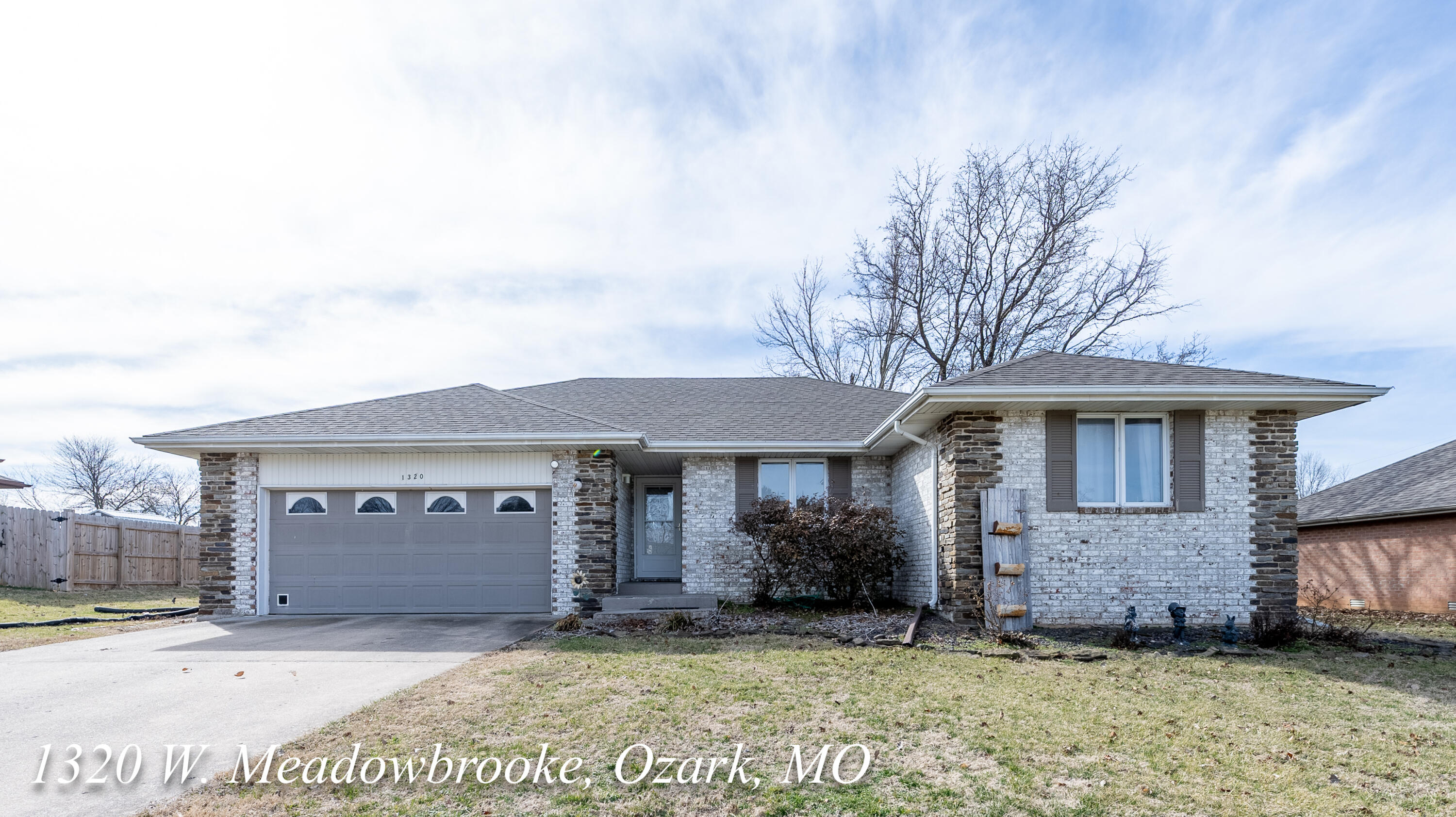 1320 West Meadowbrooke Drive Property Photo