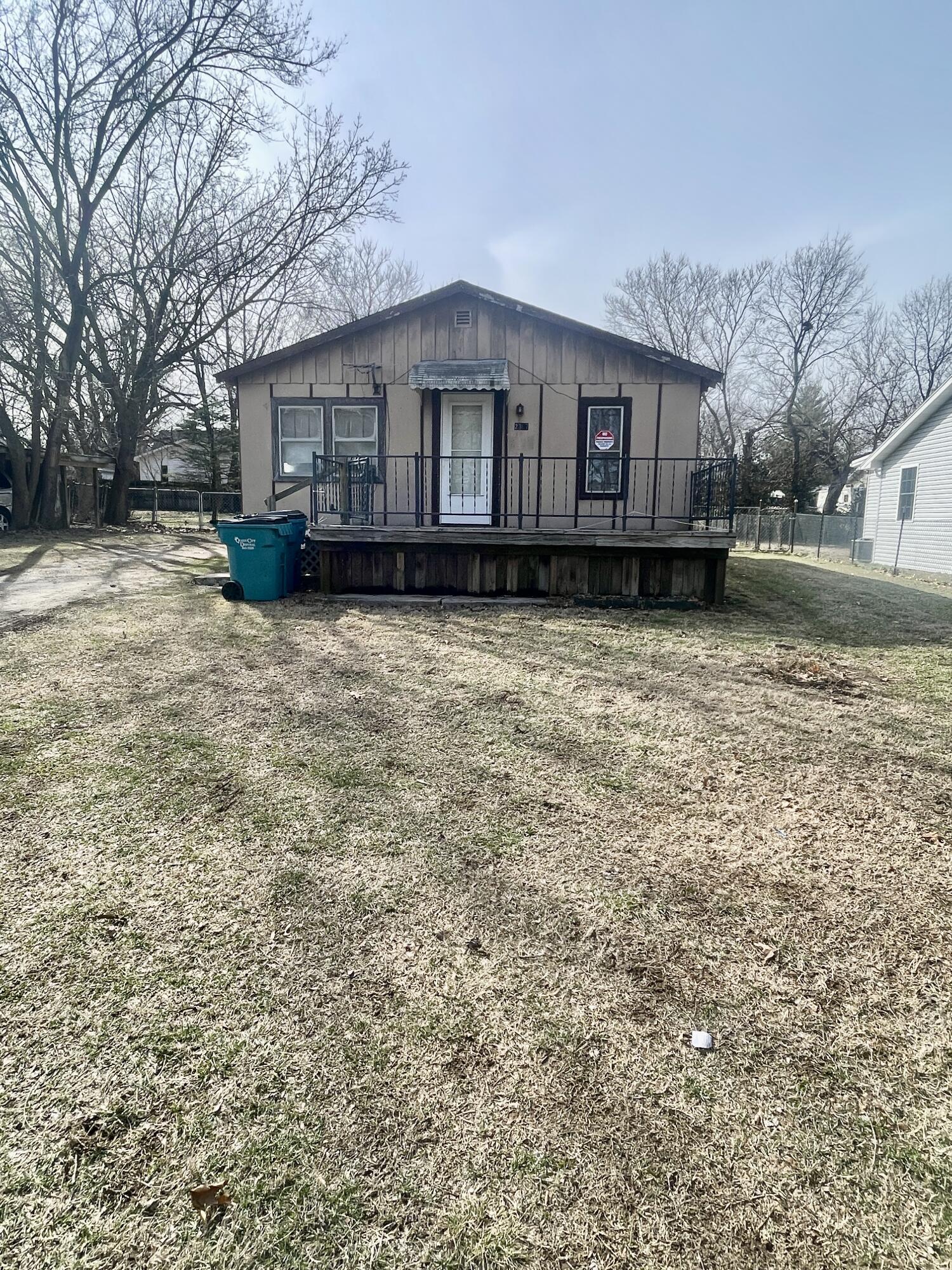 2307 North Park Avenue Property Photo
