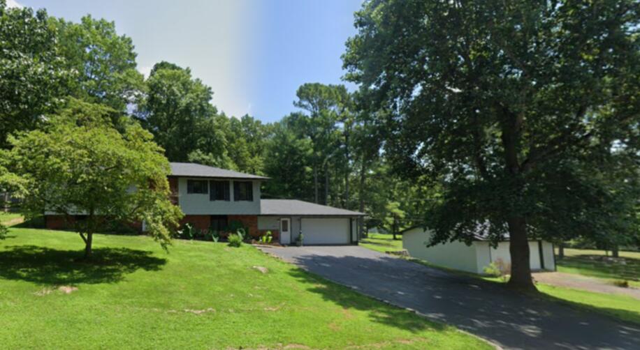 2614 Paula Drive Property Photo 2