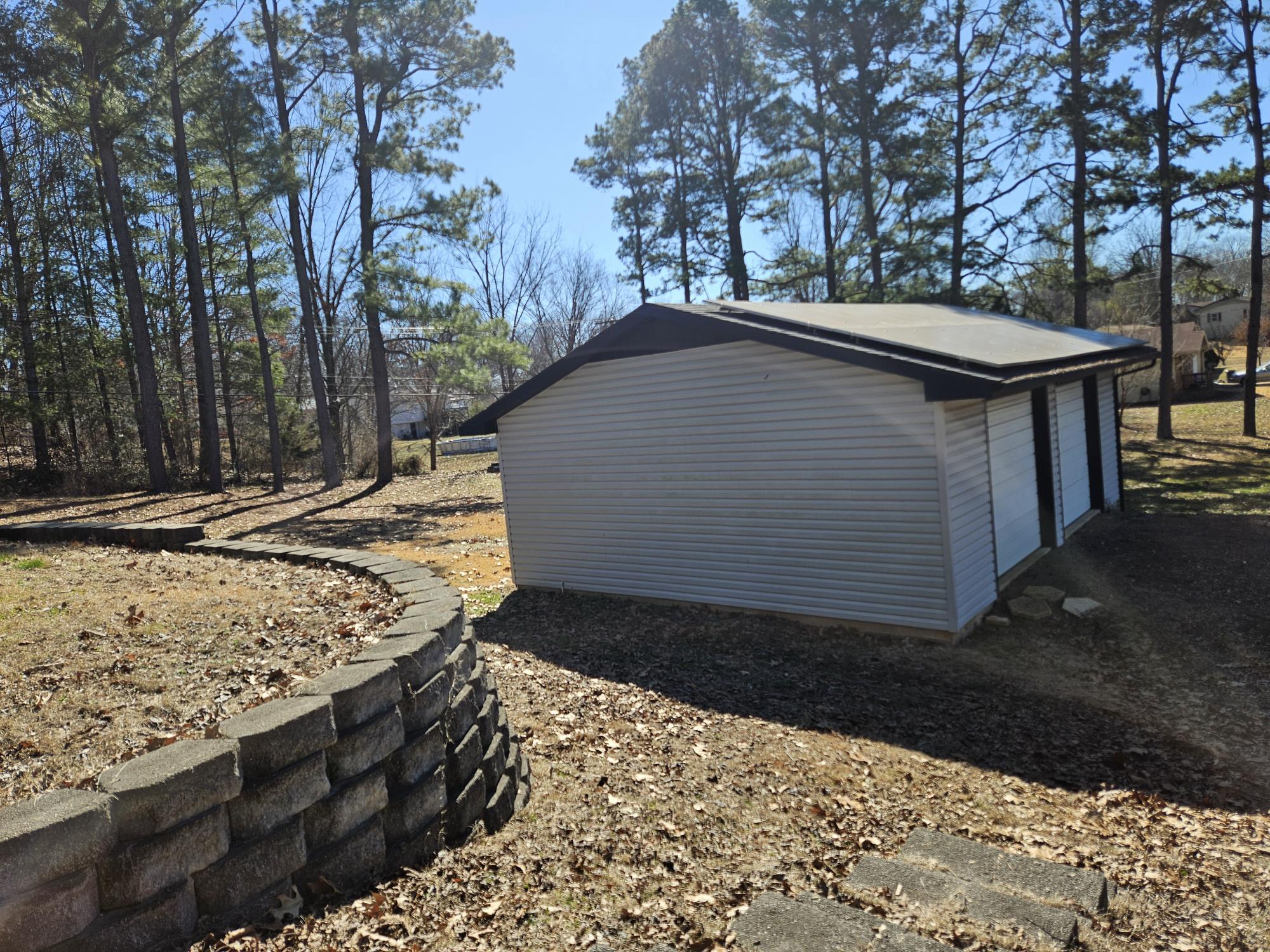 2614 Paula Drive Property Photo 5