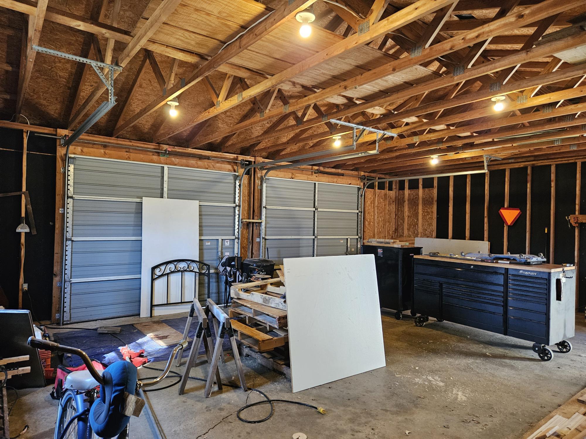 2614 Paula Drive Property Photo 8