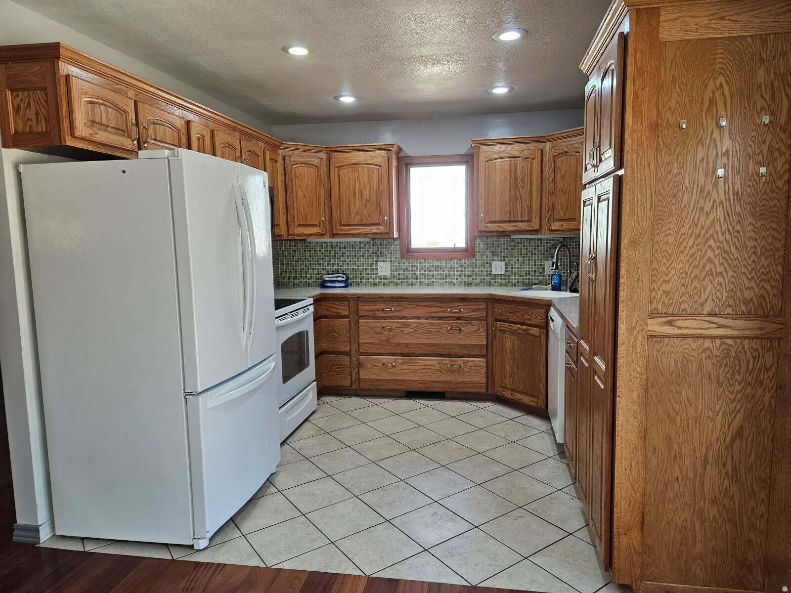 2614 Paula Drive Property Photo 20