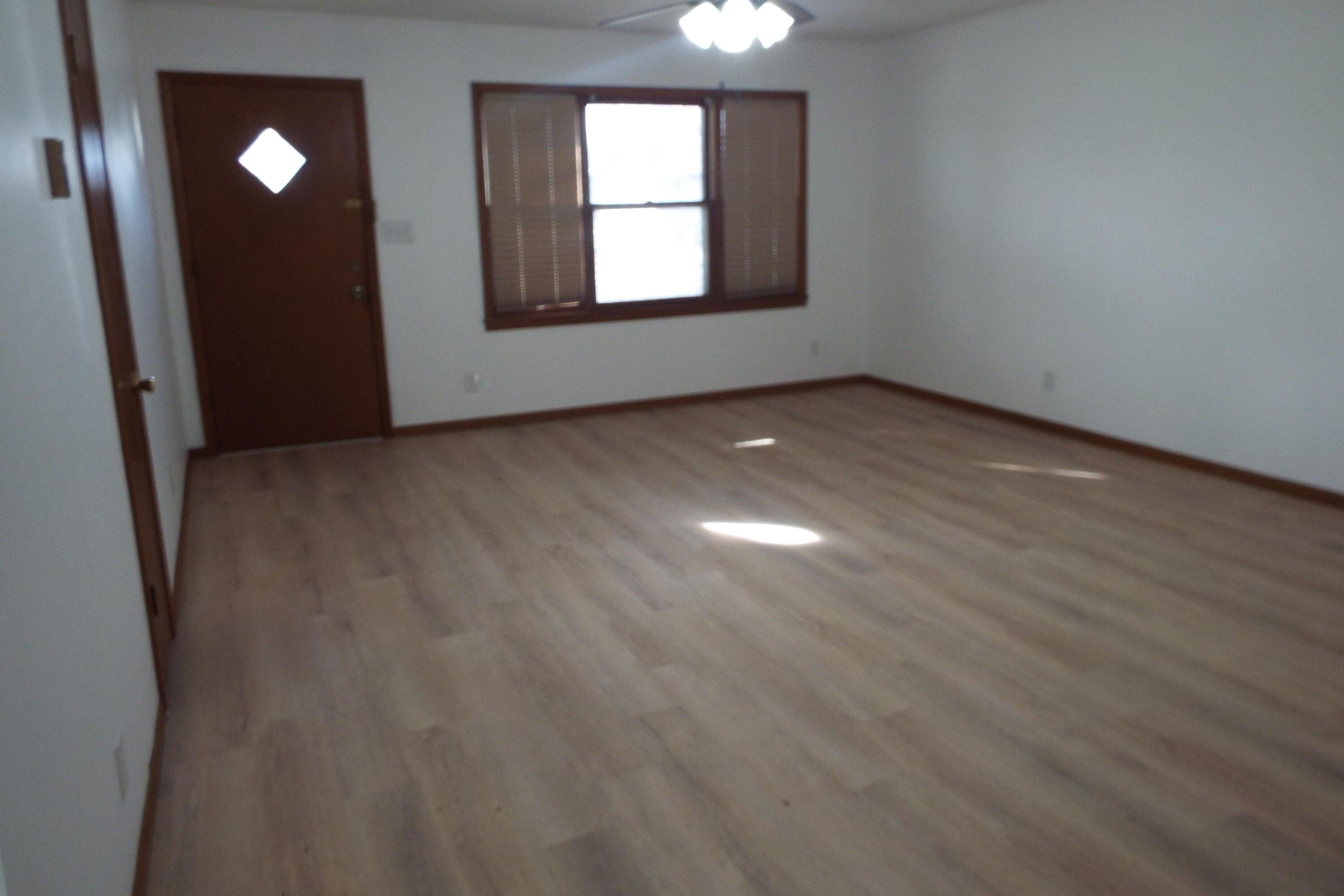 308 North Sunshine Street Property Photo 4