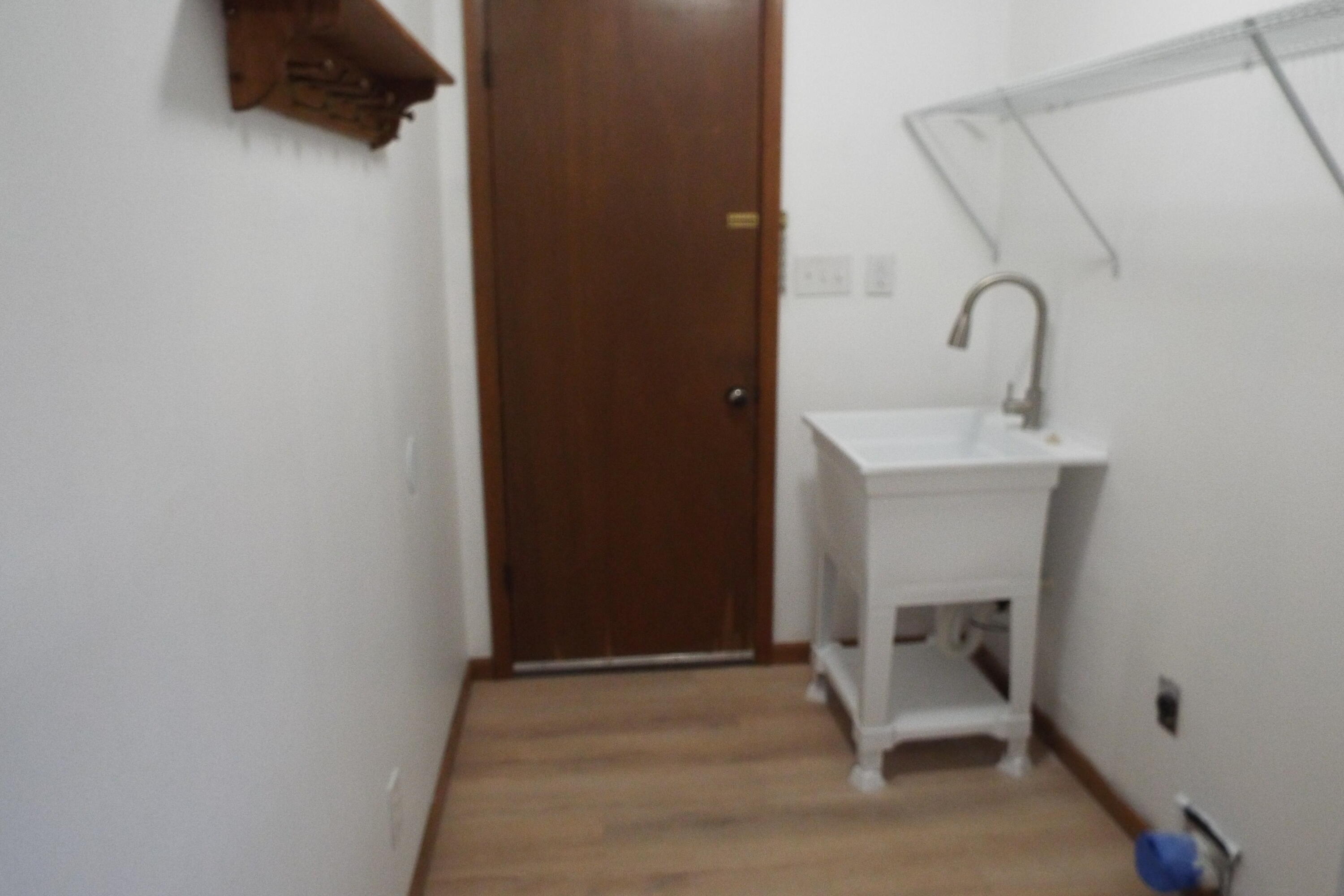 308 North Sunshine Street Property Photo 14
