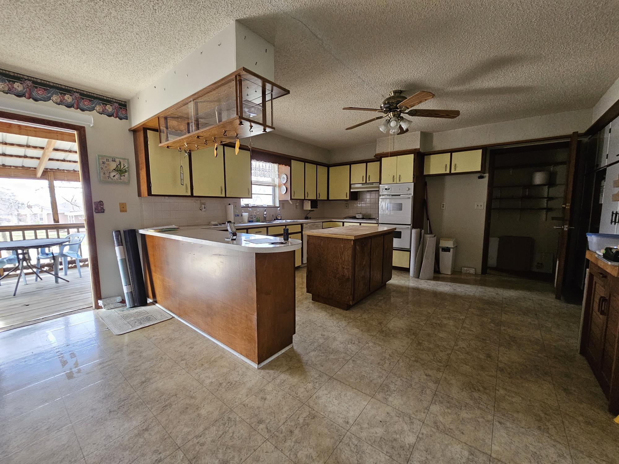 634 Manning Drive Property Photo 4