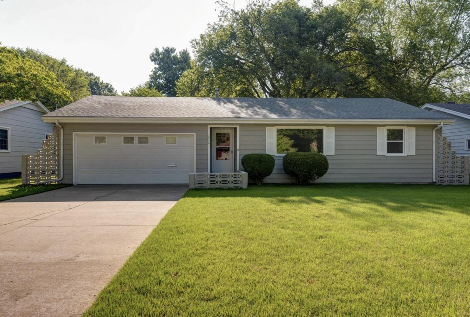 Lurvey's Real Estate Listings Main Image