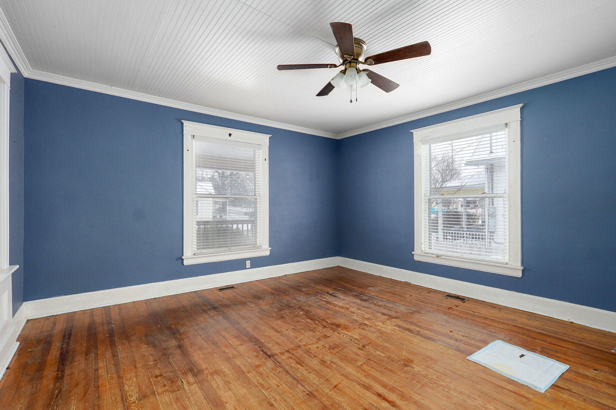 606 West Locust Street Property Photo 13