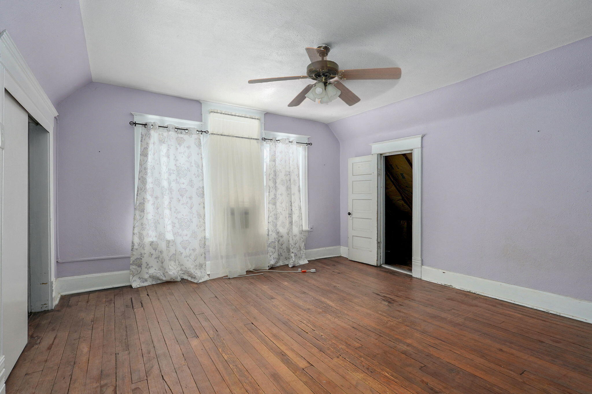 606 West Locust Street Property Photo 23