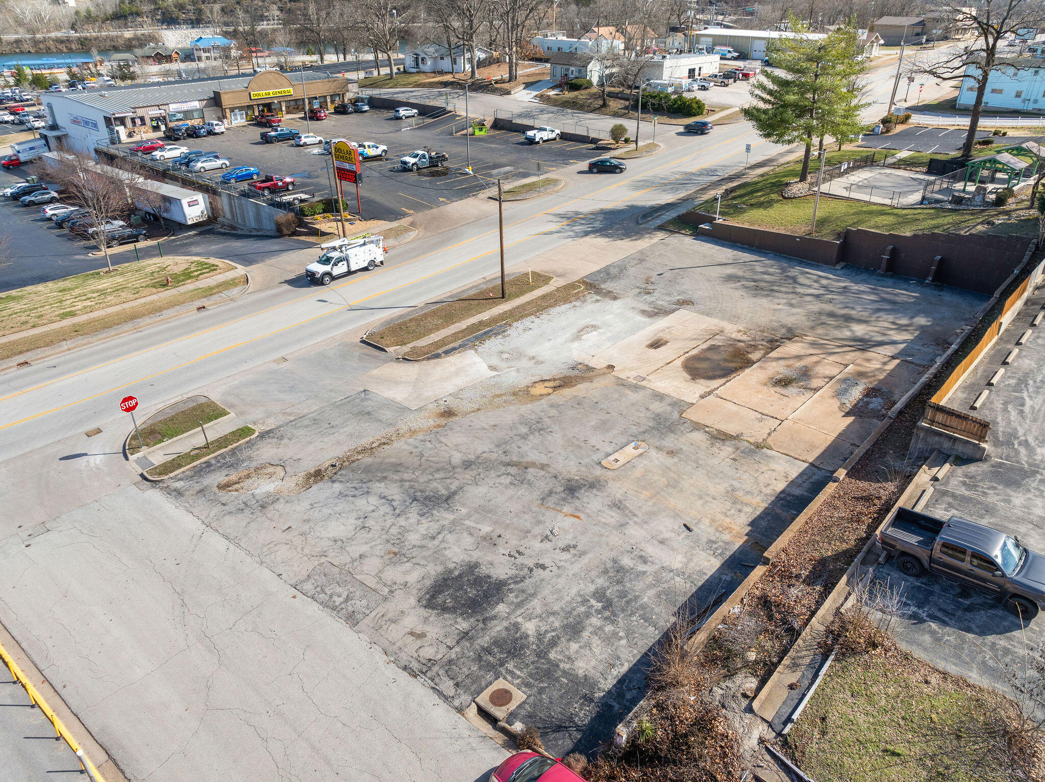 503 South Business Highway 65 Property Photo 2