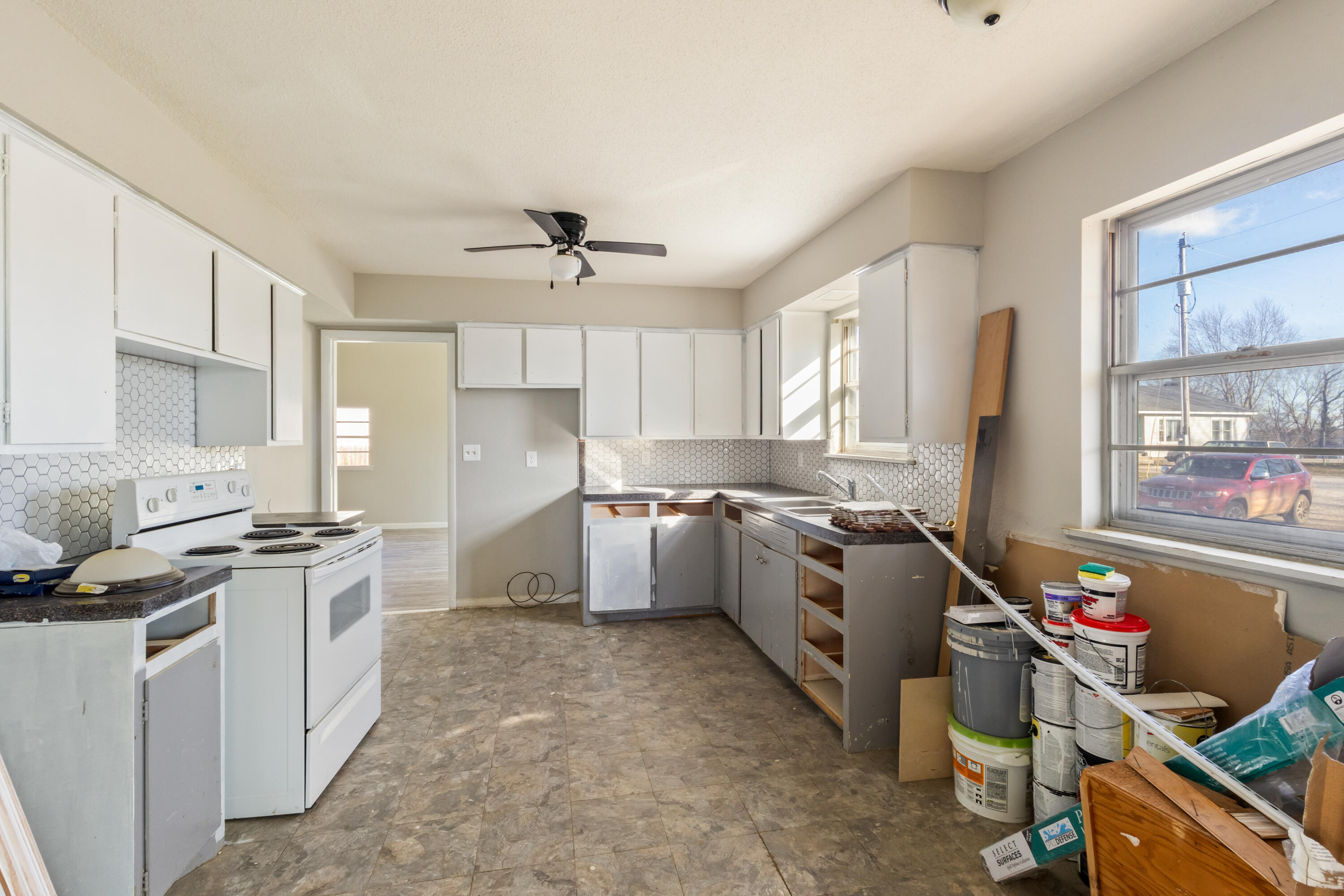33335 State Highway 112 Property Photo 9