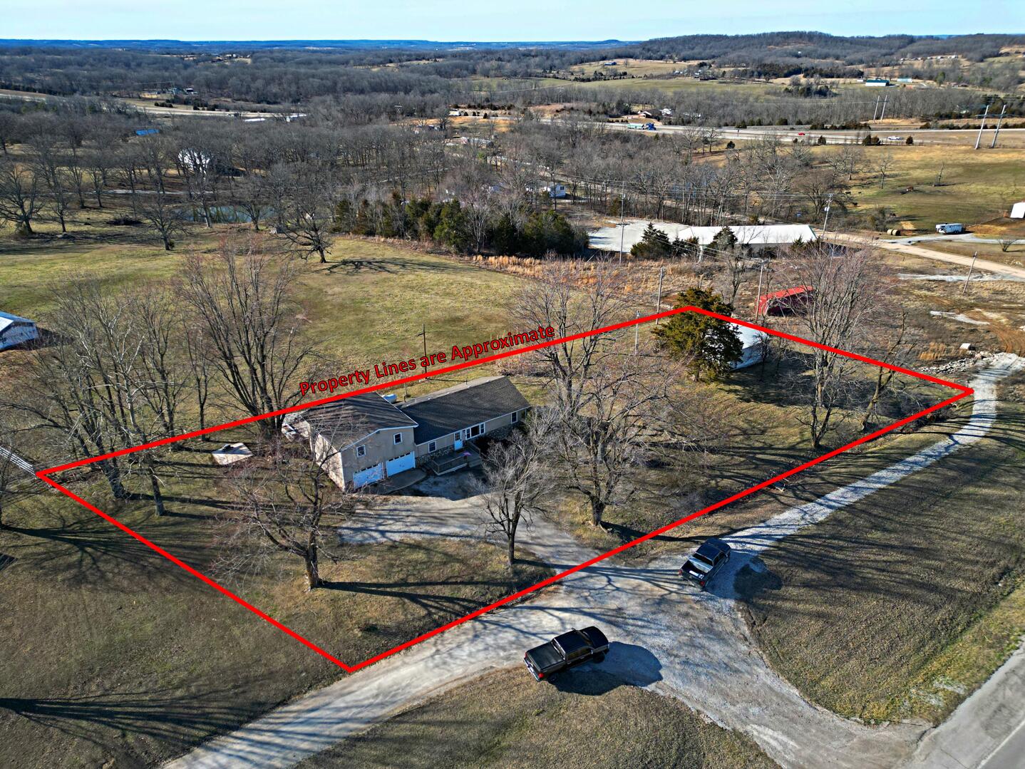 1633 Swan Lane Property Photo 6
