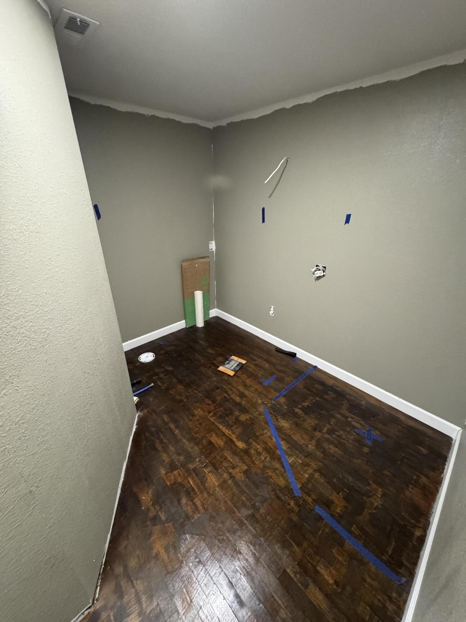 1633 Swan Lane Property Photo 21
