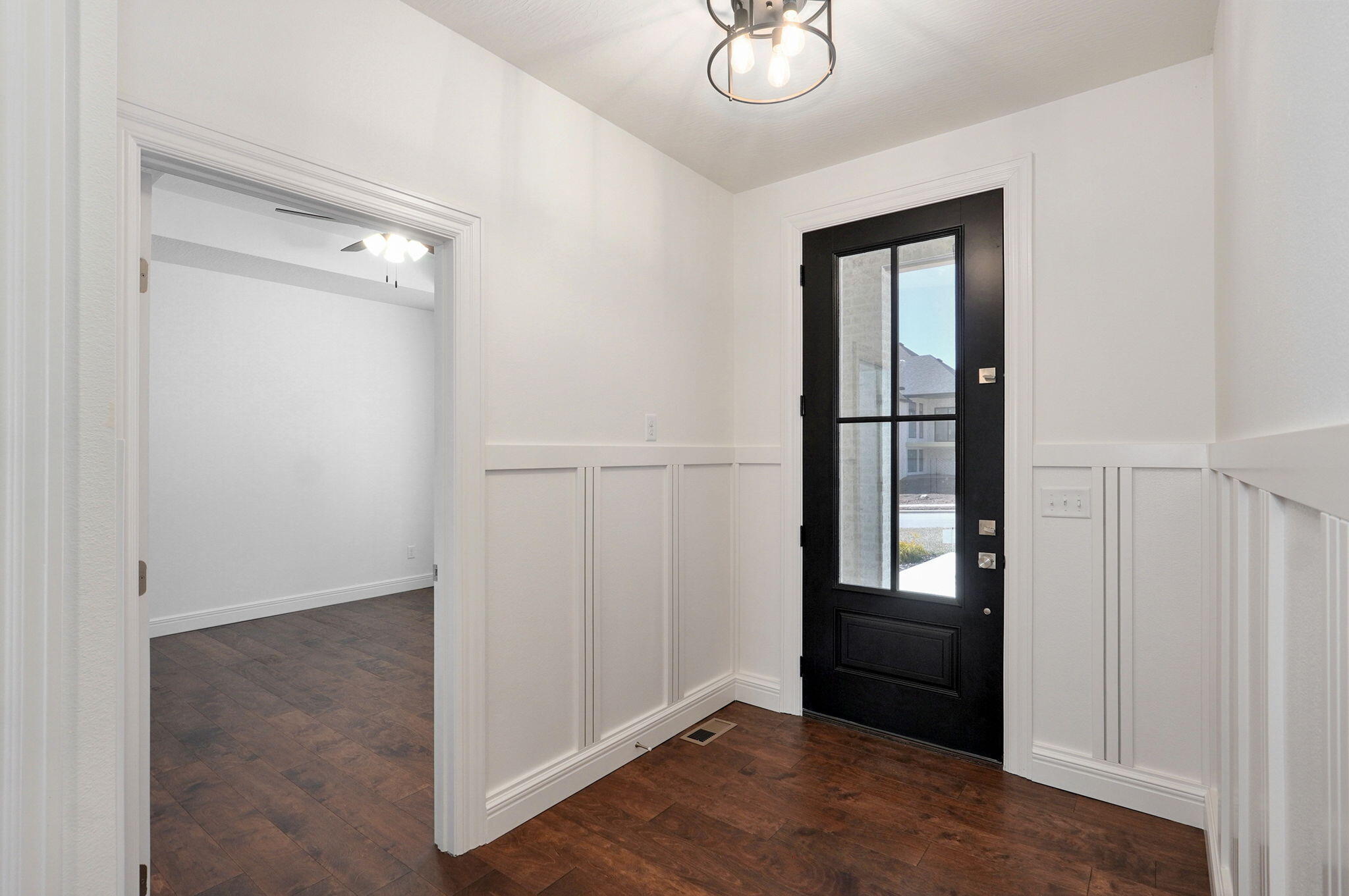 1590 North Marlowe Avenue Property Photo 6