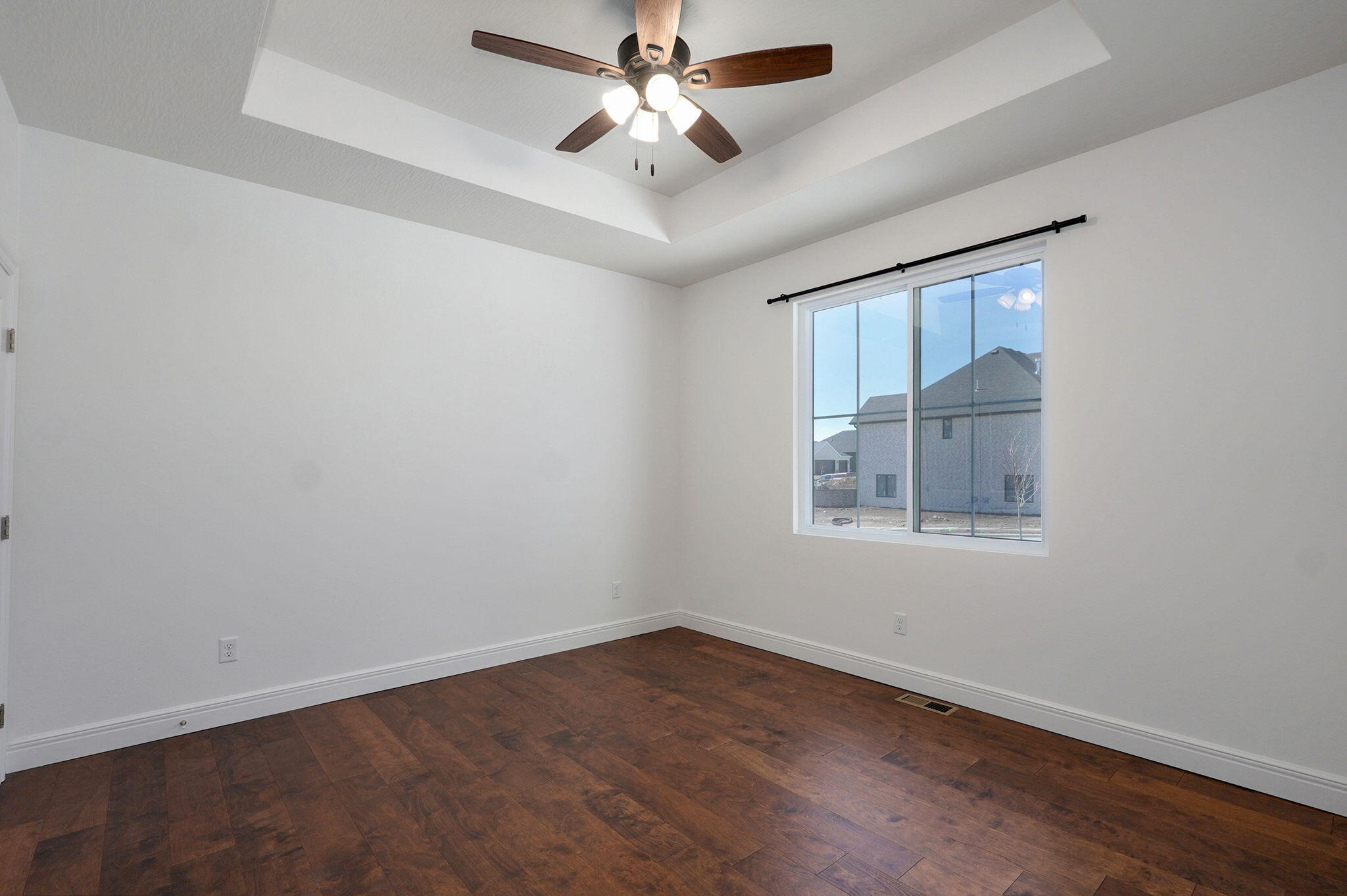 1590 North Marlowe Avenue Property Photo 8