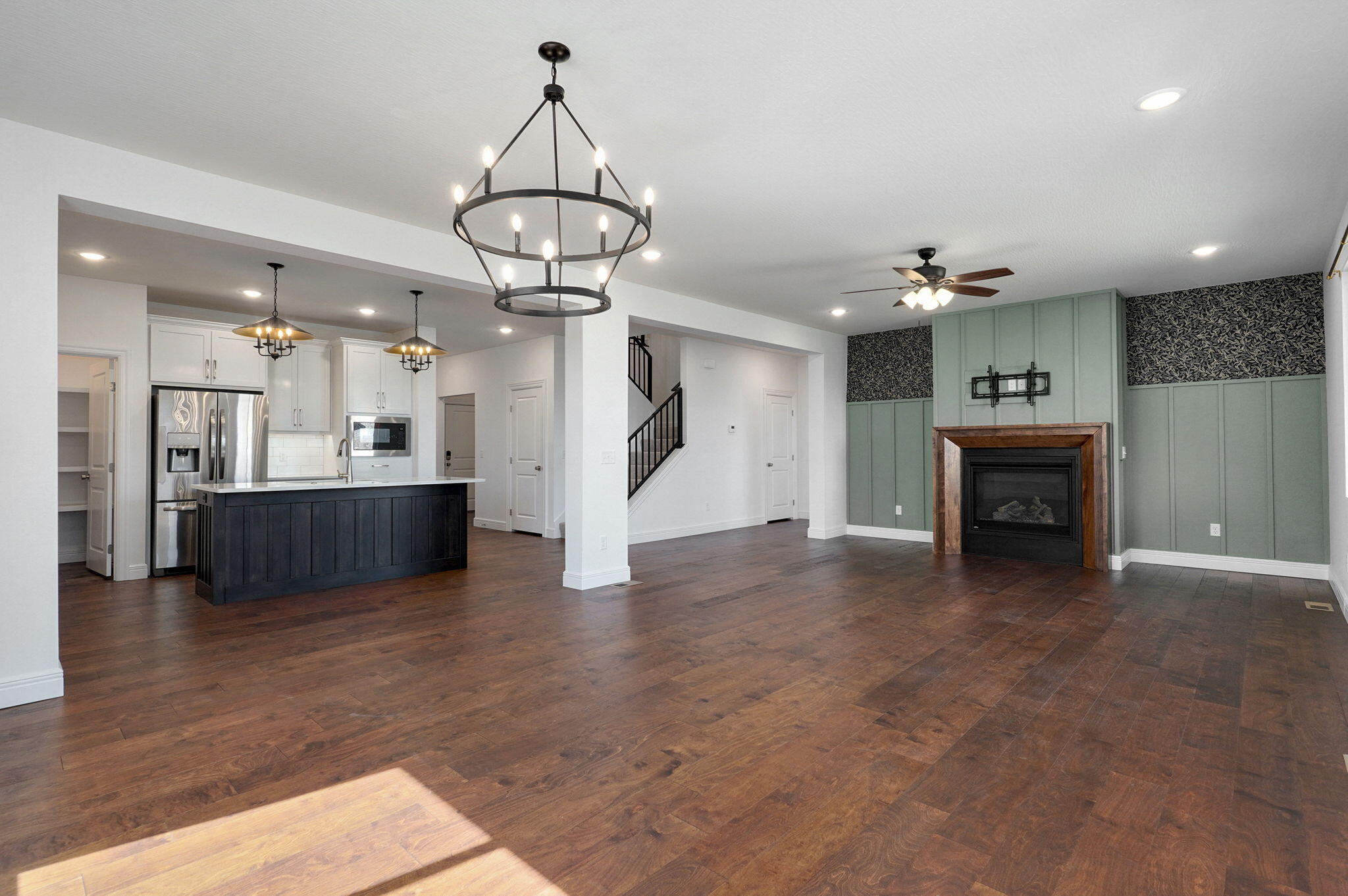 1590 North Marlowe Avenue Property Photo 18