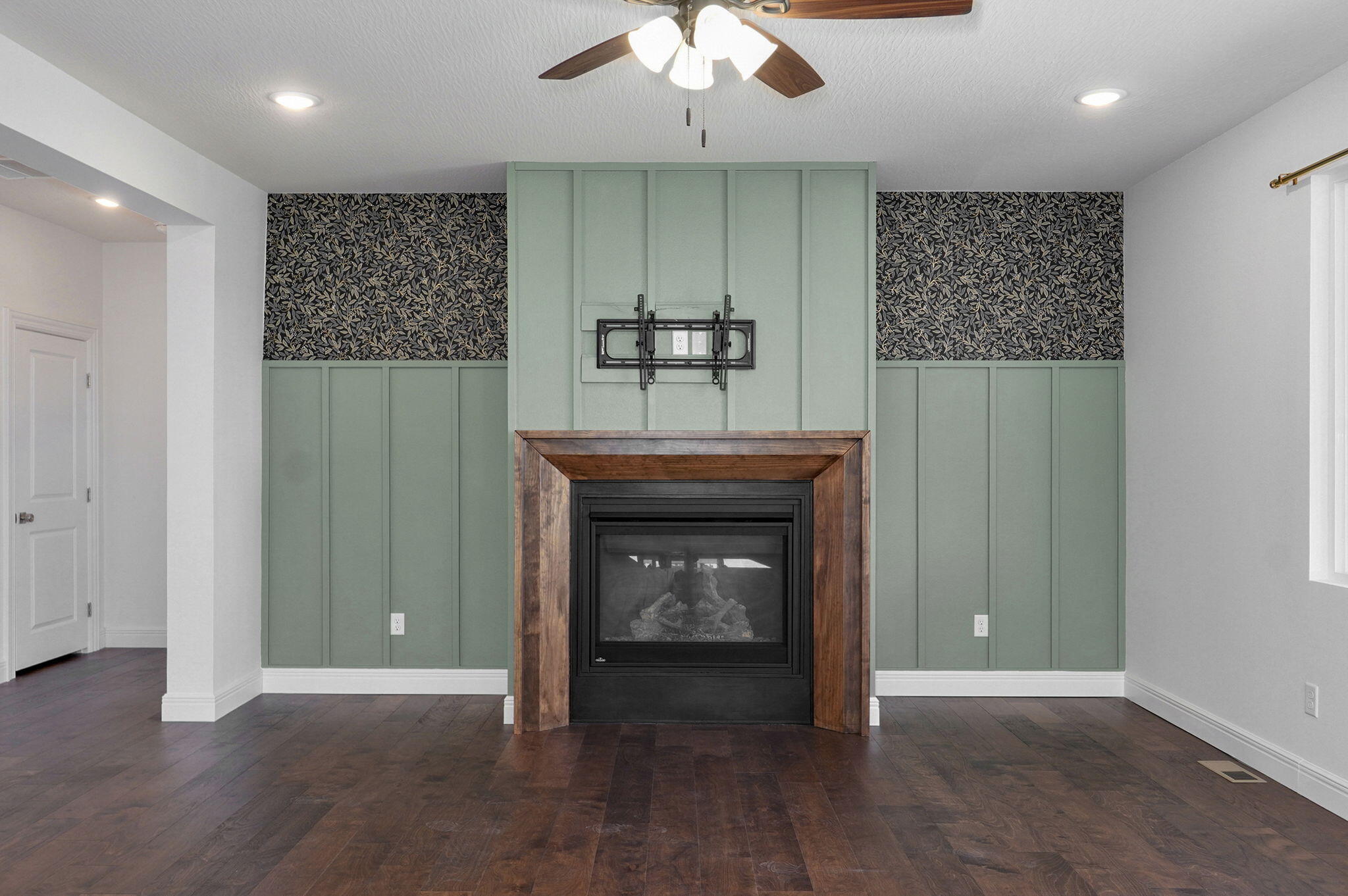 1590 North Marlowe Avenue Property Photo 19