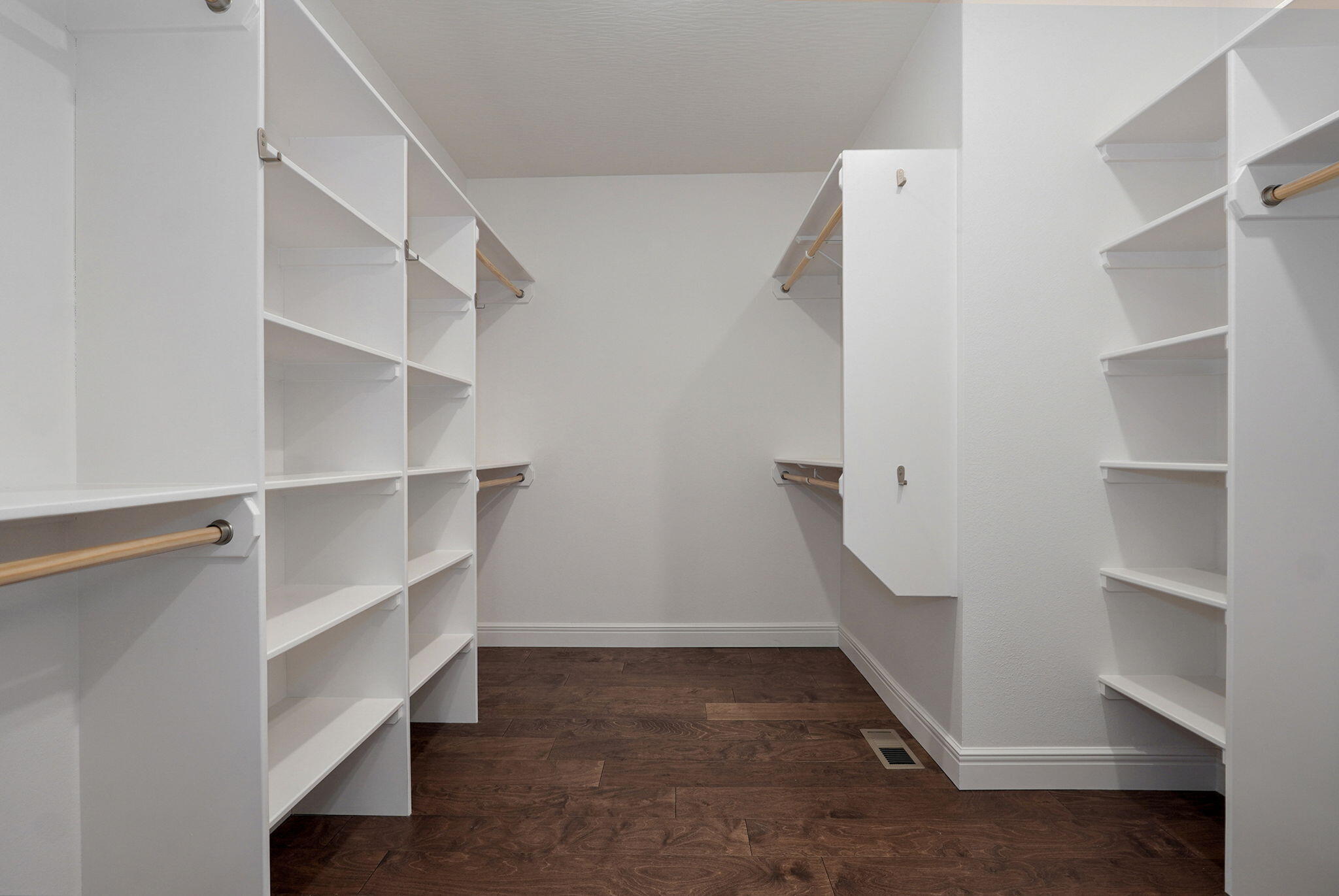 1590 North Marlowe Avenue Property Photo 28
