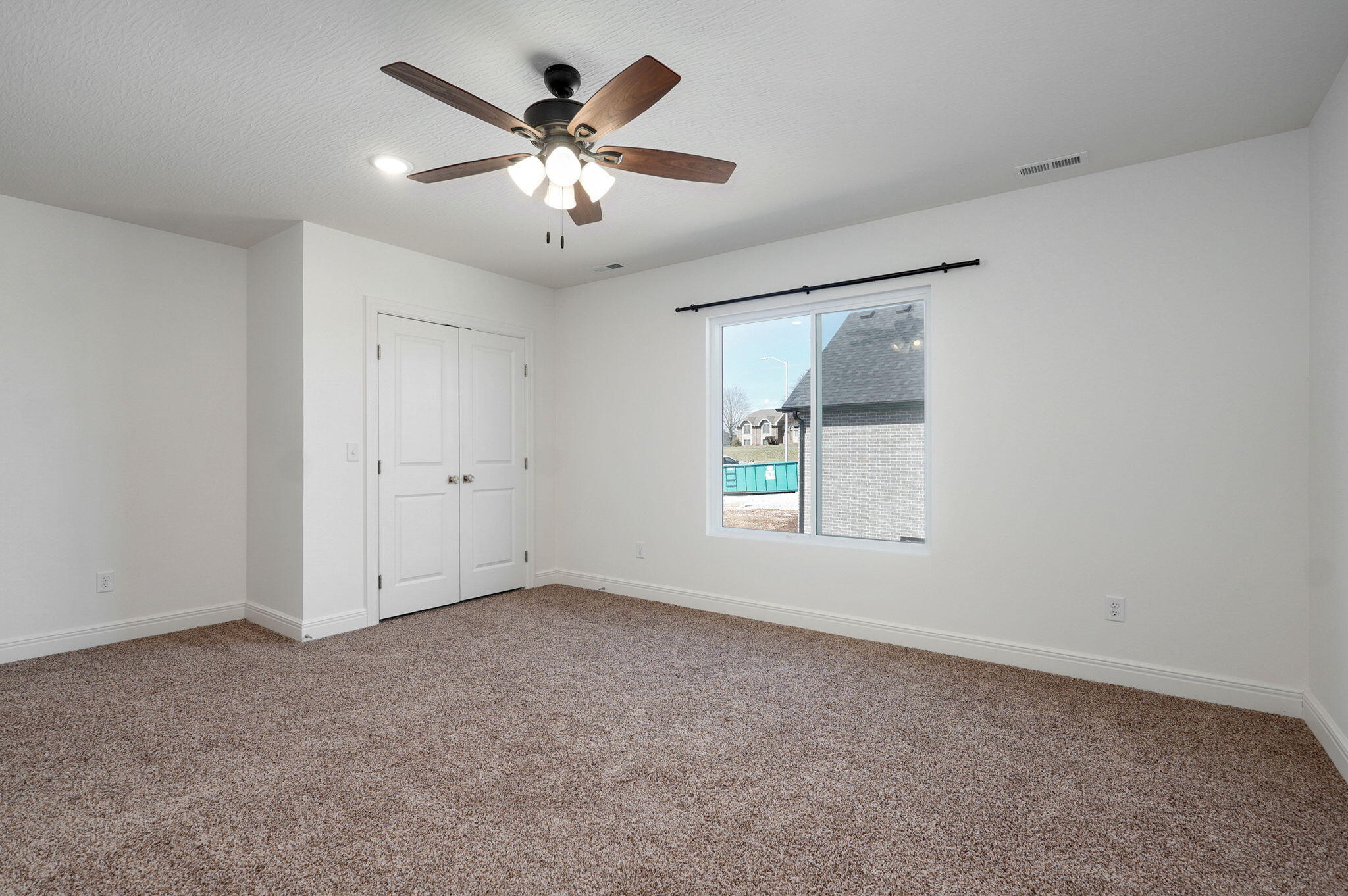 1590 North Marlowe Avenue Property Photo 32