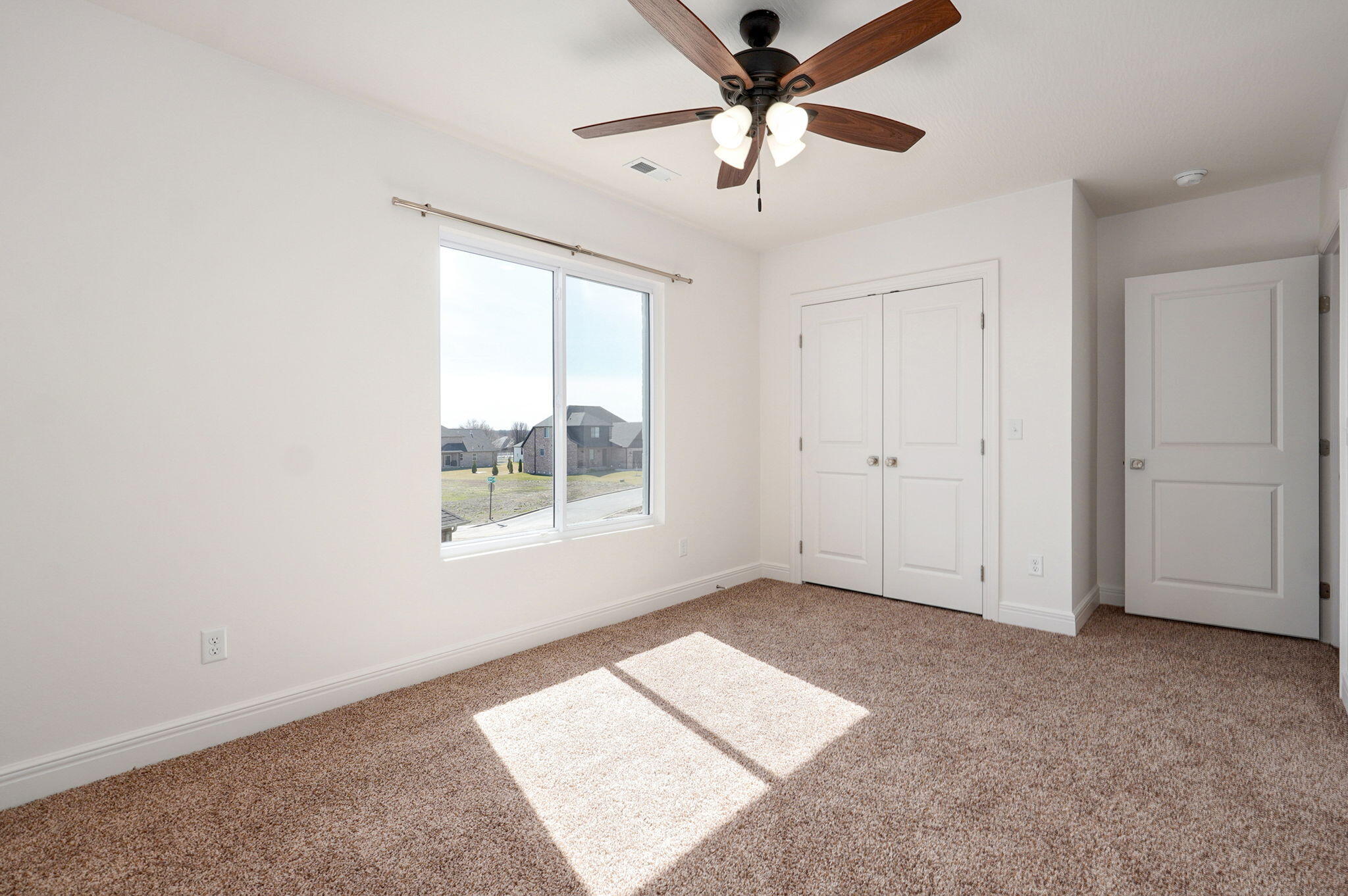 1590 North Marlowe Avenue Property Photo 34
