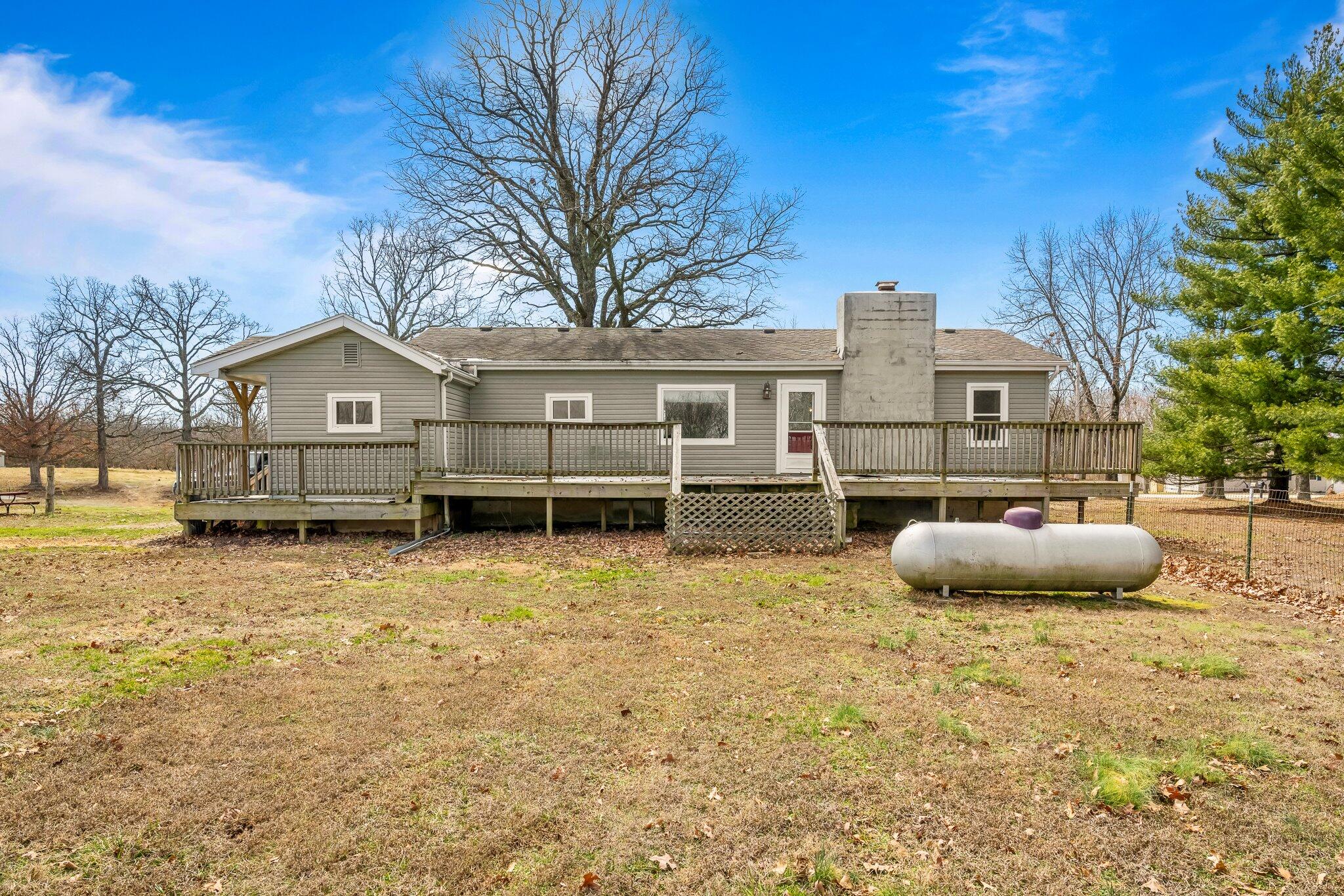 3253 East Farm Road 34 Property Photo 13
