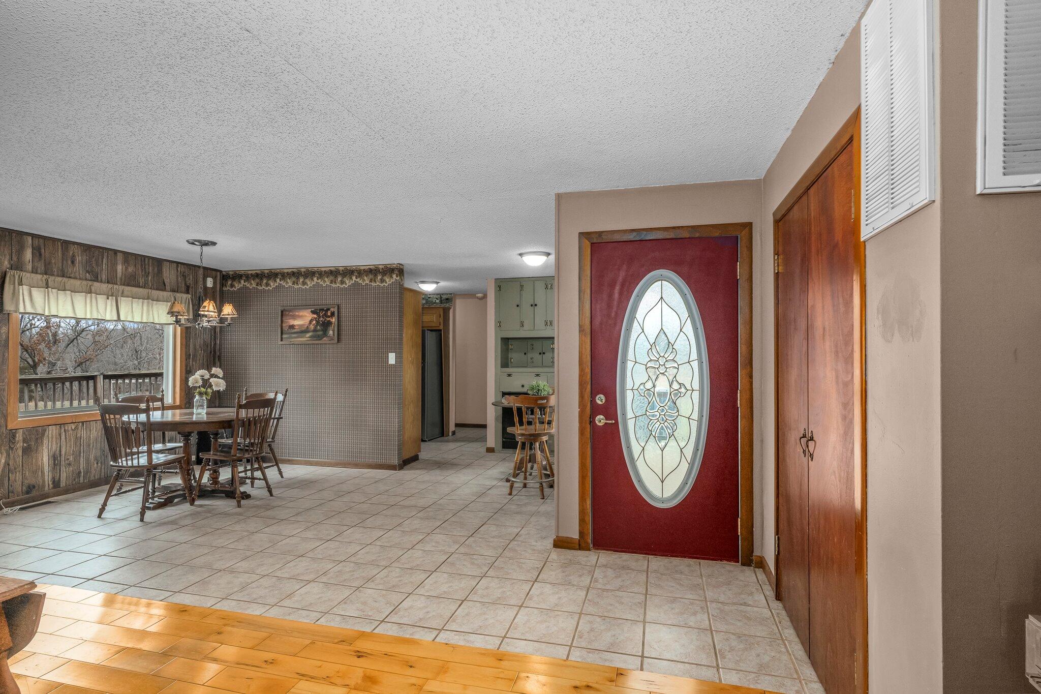 3253 East Farm Road 34 Property Photo 18