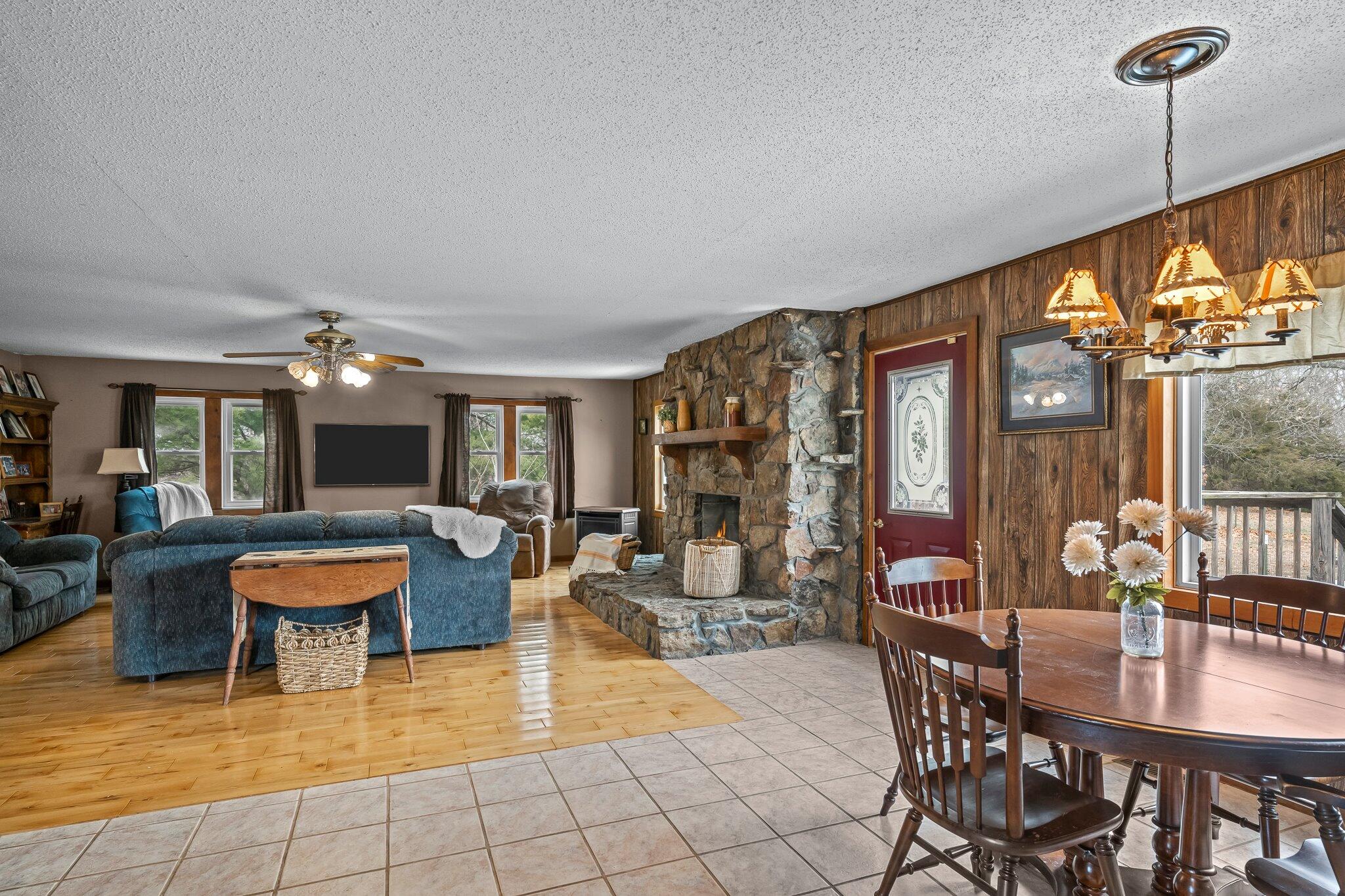 3253 East Farm Road 34 Property Photo 24
