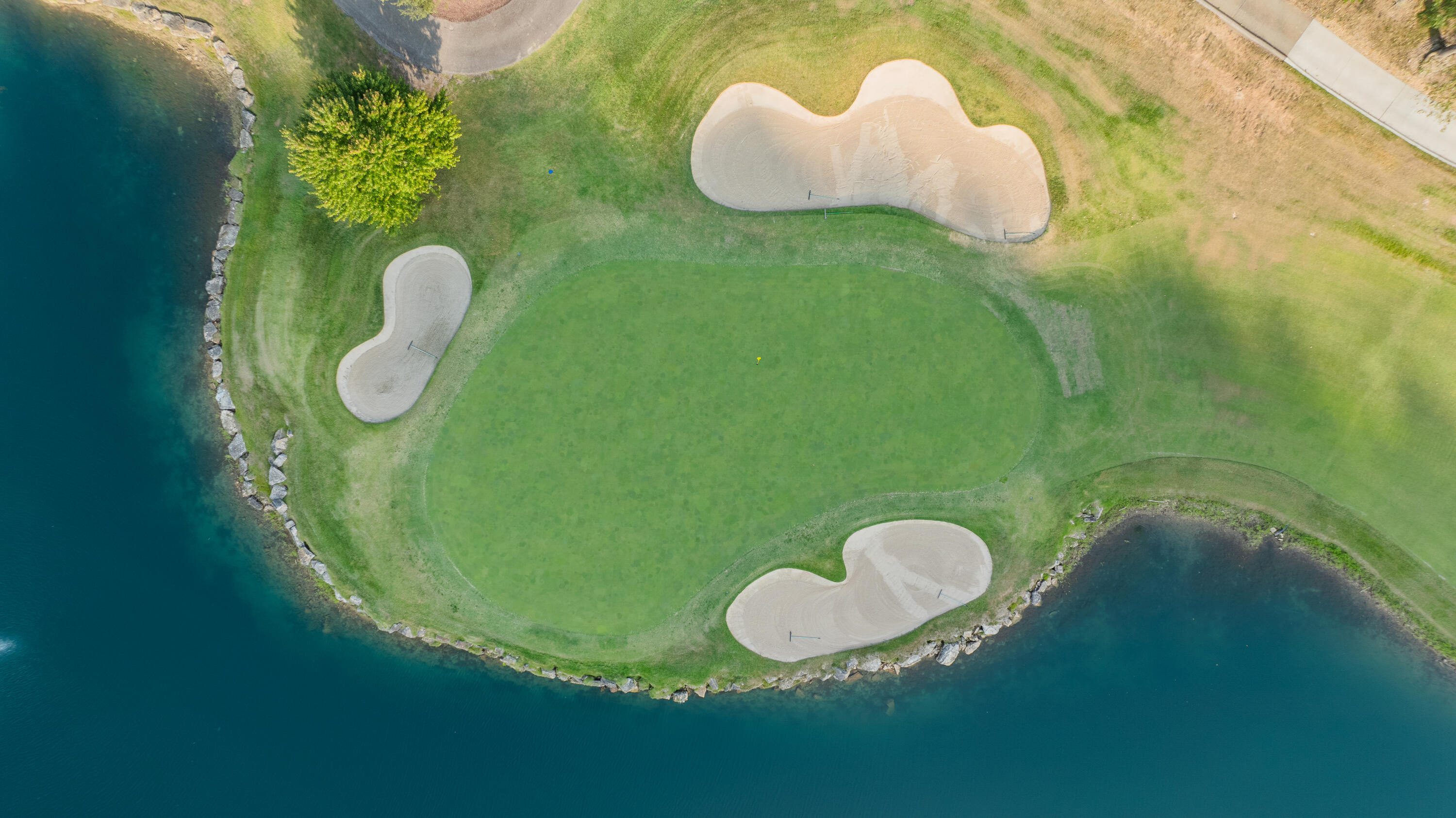 9 Bermuda Drive Property Photo 4