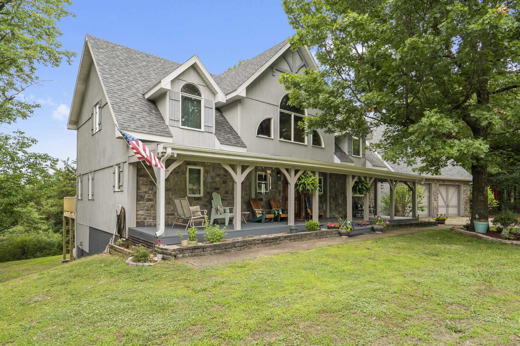 446 Alyeska Point Road Property Photo 2