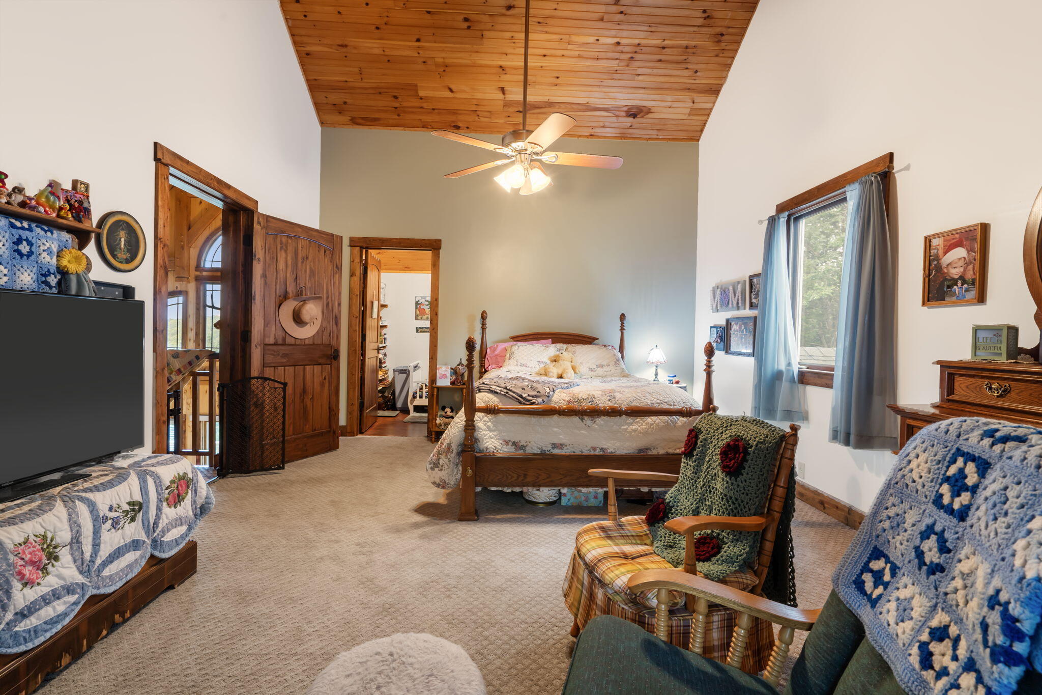446 Alyeska Point Road Property Photo 41