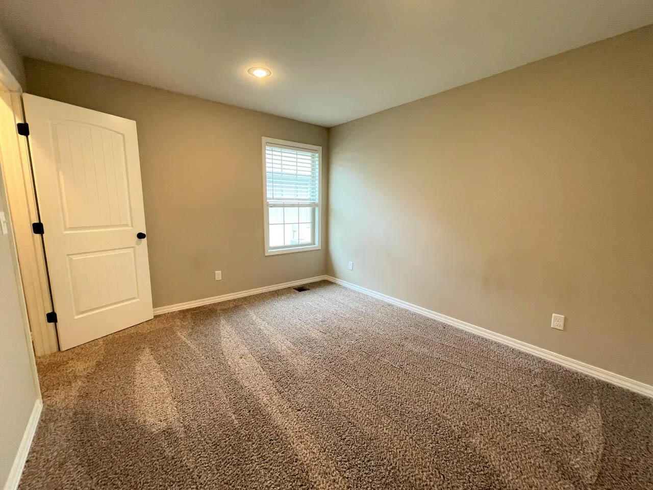 678 North Santa Monica Drive Property Photo 16