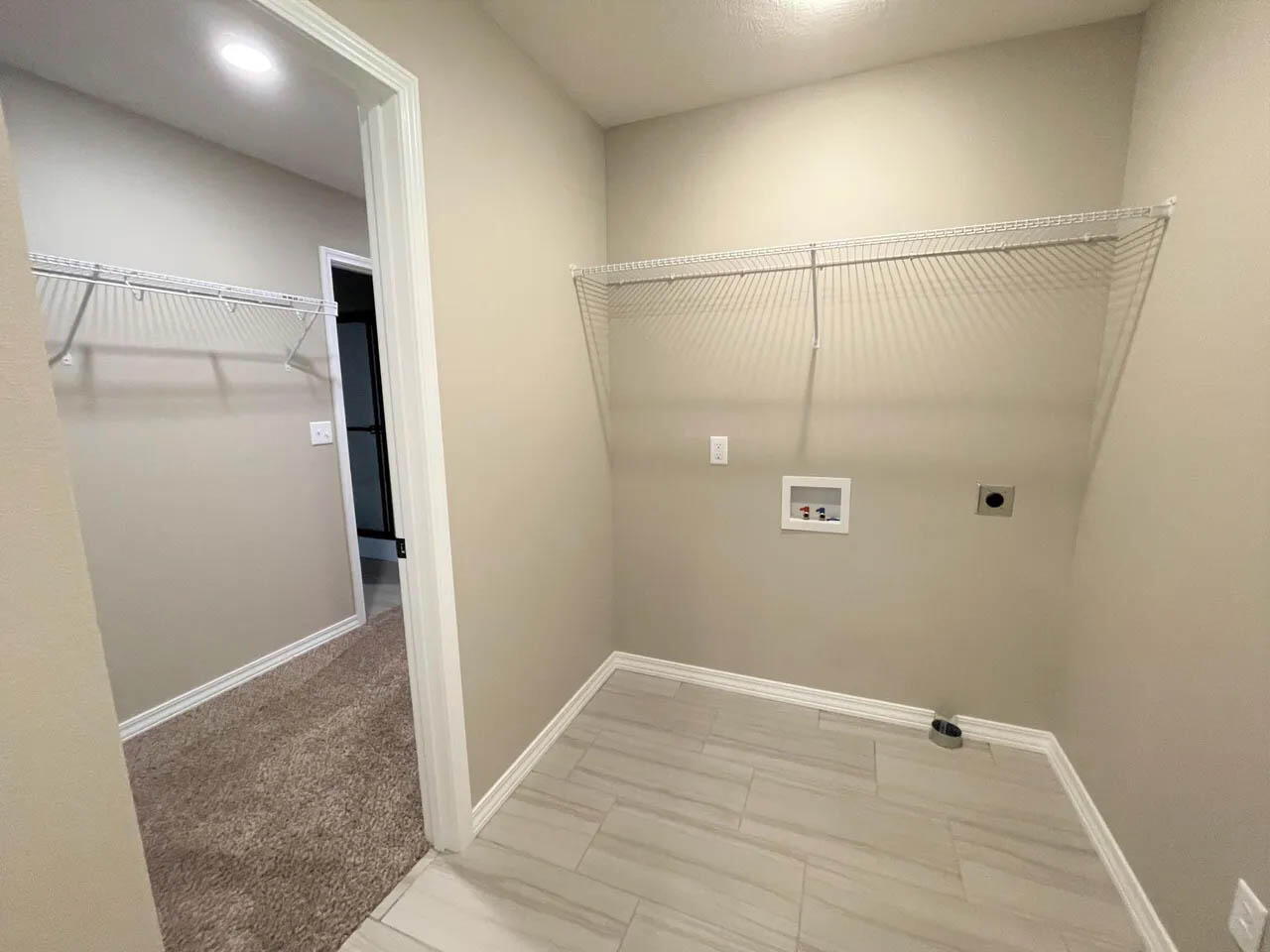 678 North Santa Monica Drive Property Photo 18