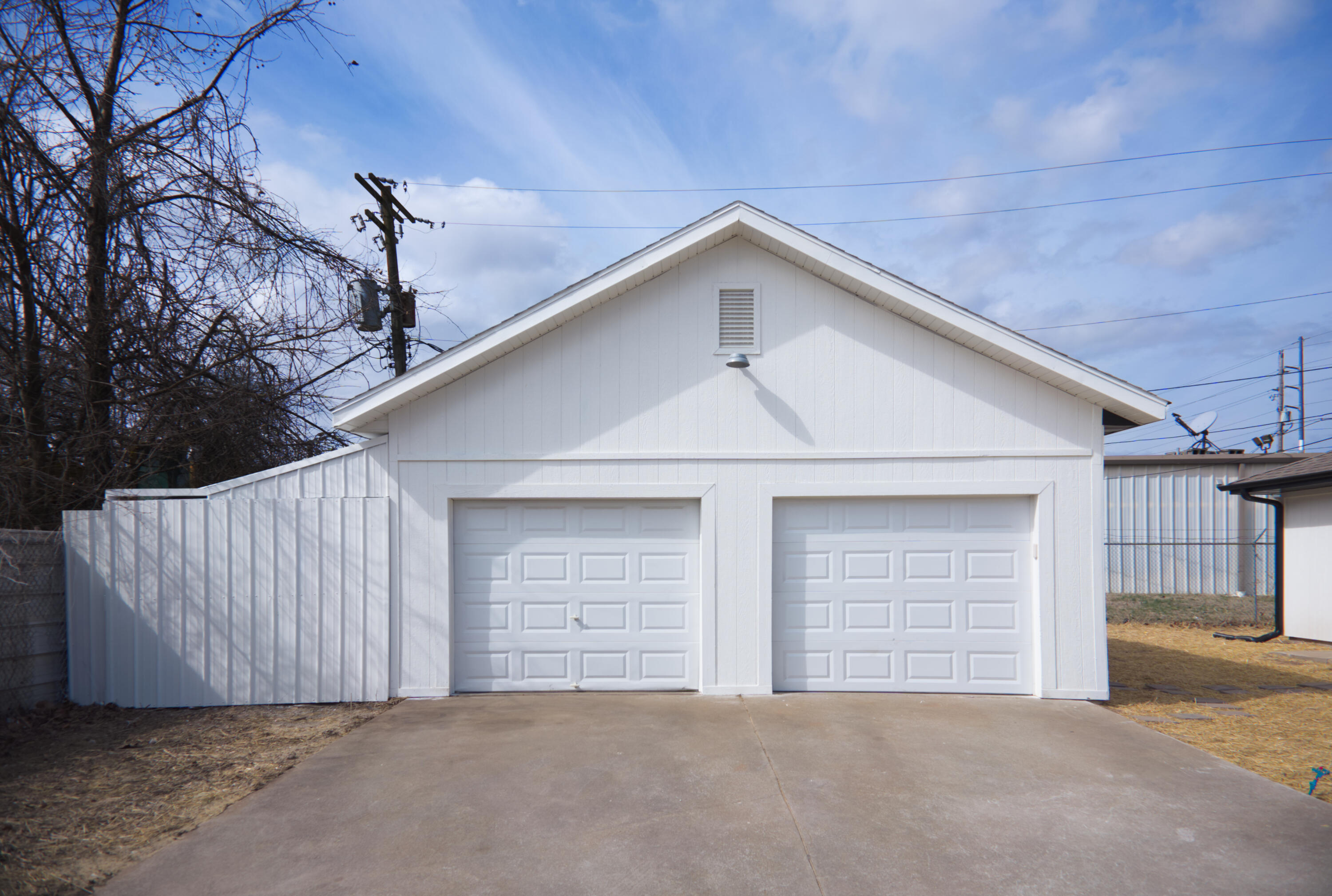 3420 West Division Street Property Photo 6