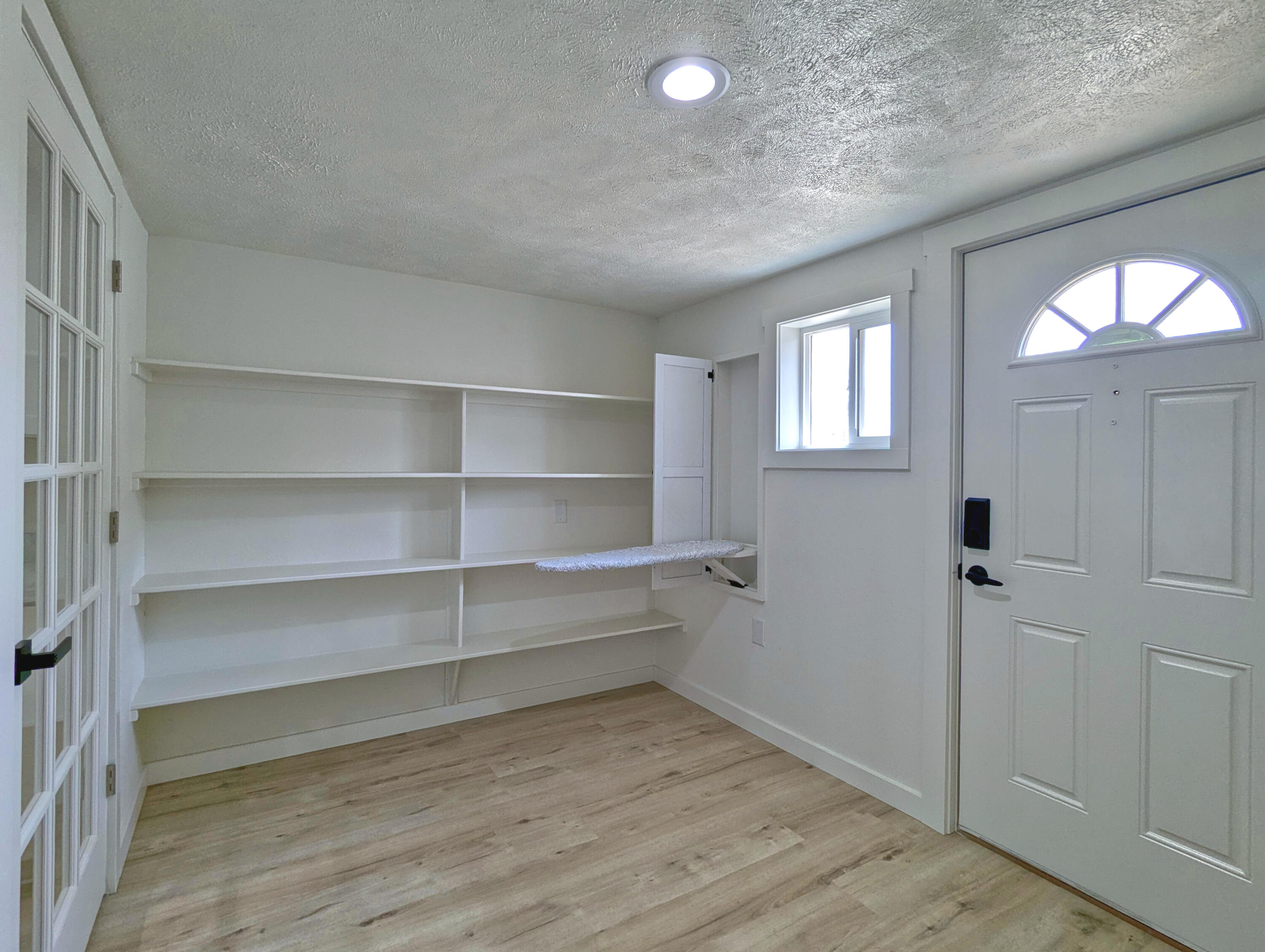 3420 West Division Street Property Photo 13