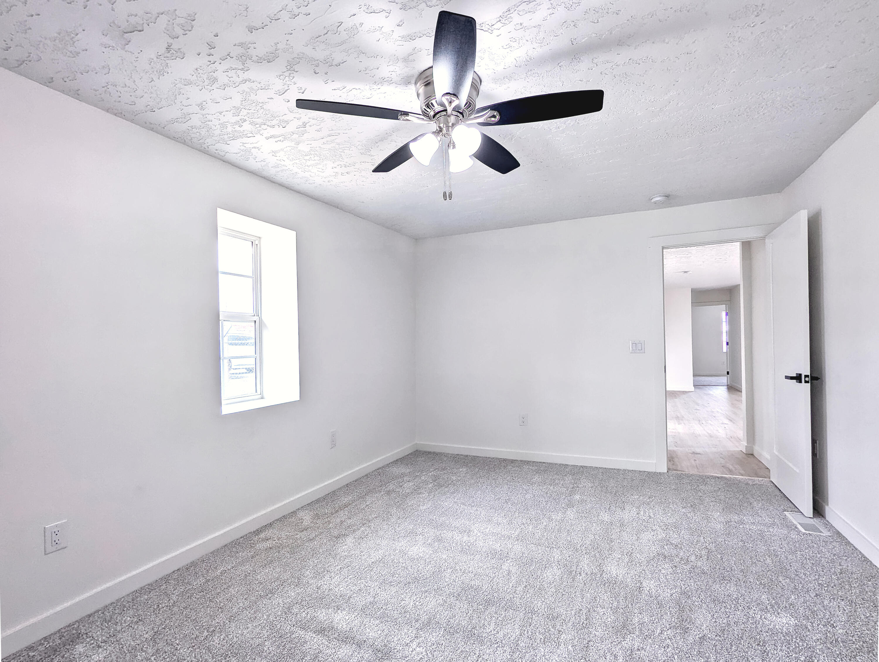 3420 West Division Street Property Photo 32