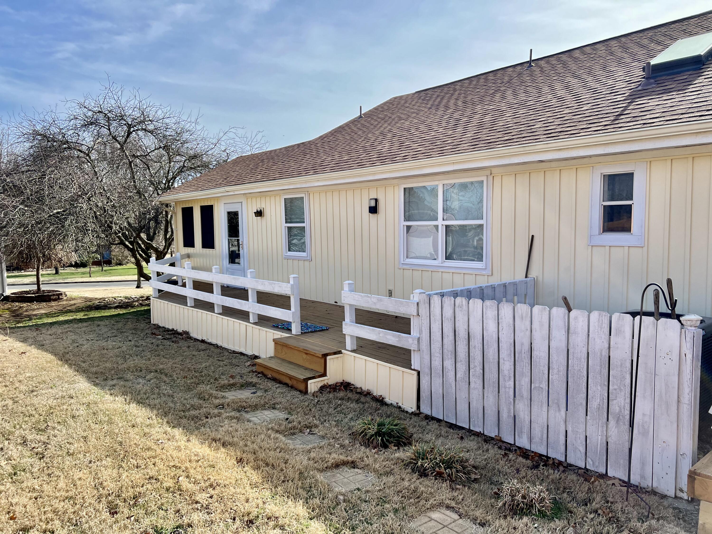 109 Lancashire Drive Property Photo 17