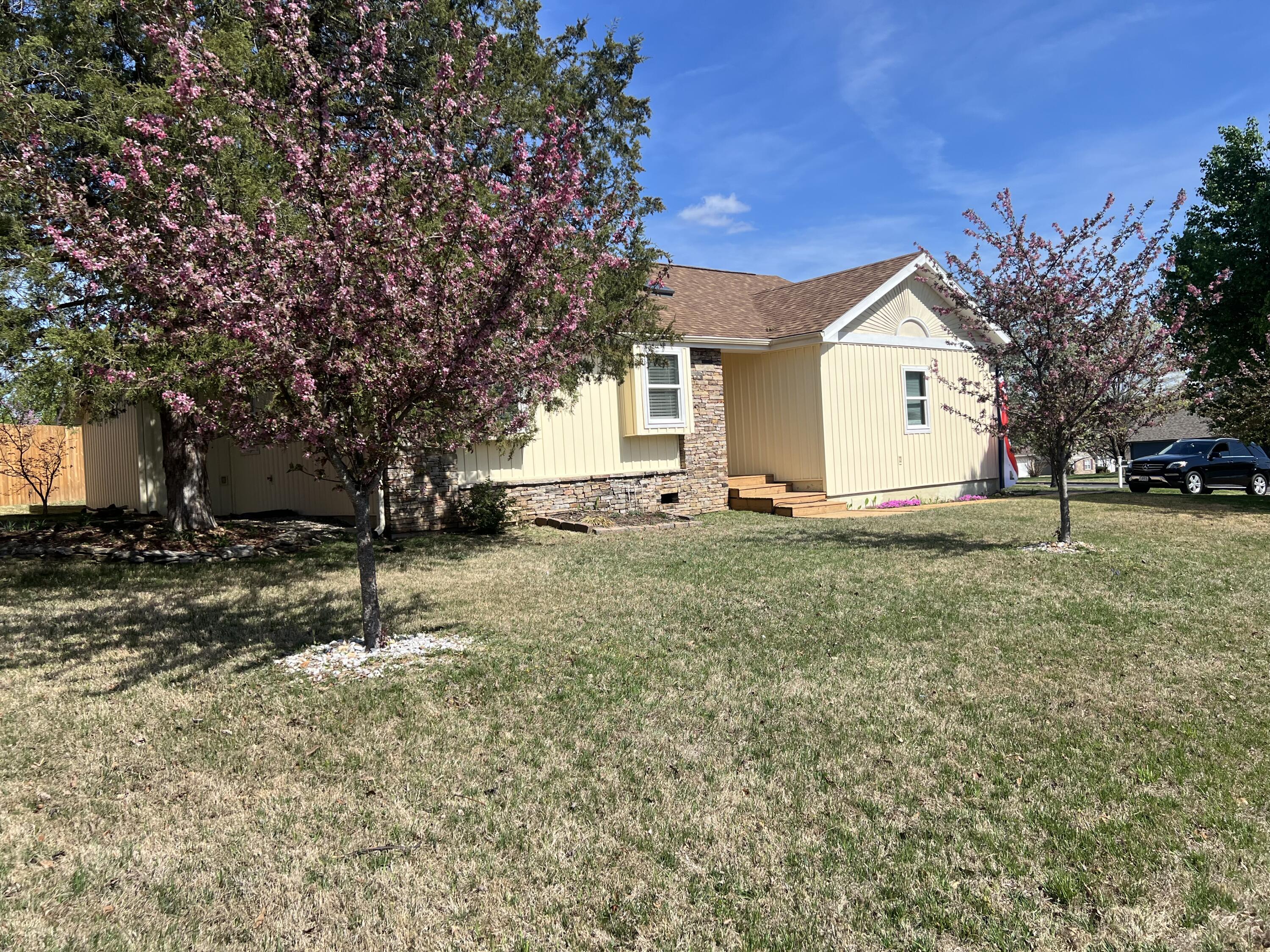 109 Lancashire Drive Property Photo 41