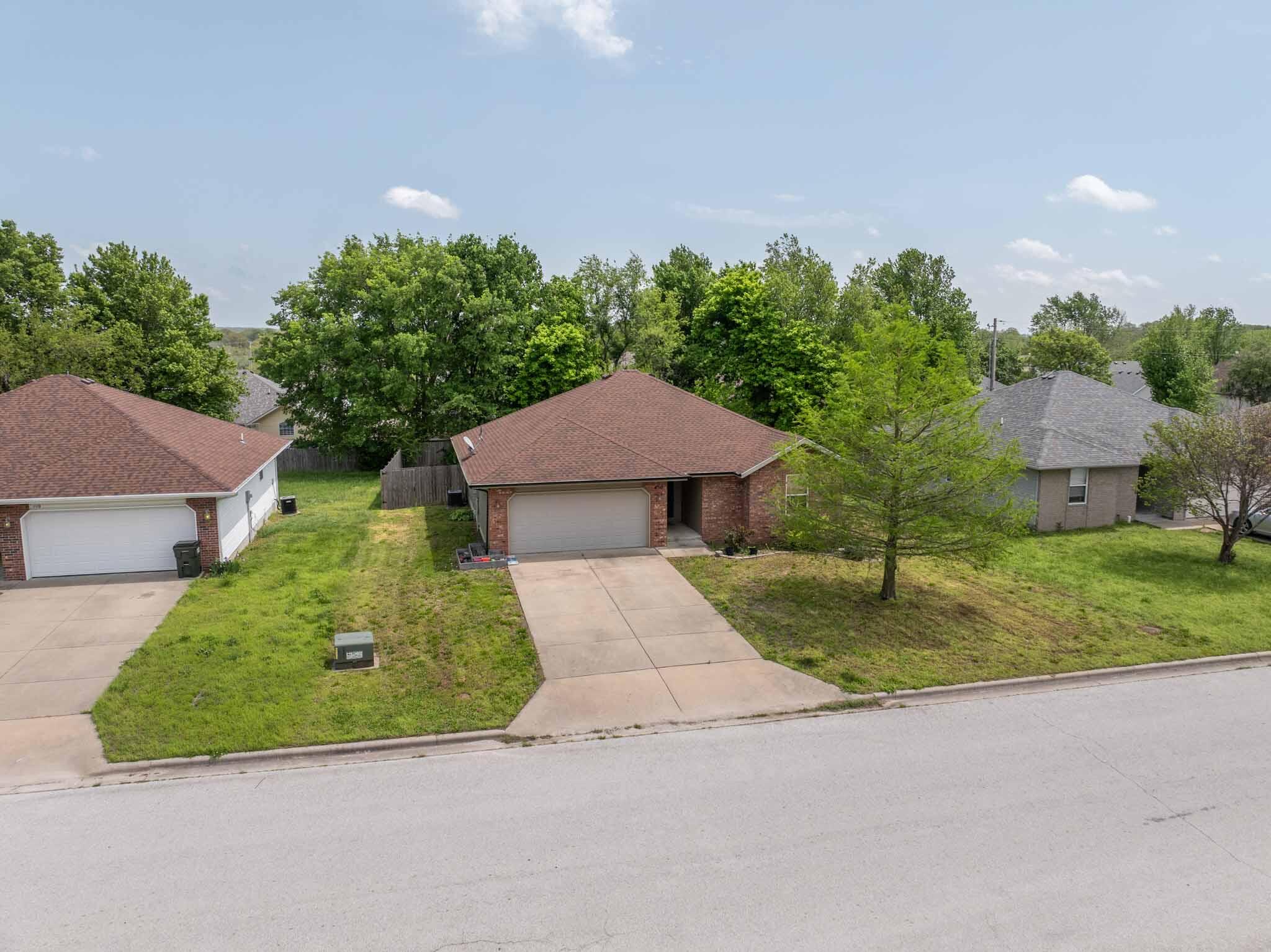 450 South Elgin Avenue Property Photo 2