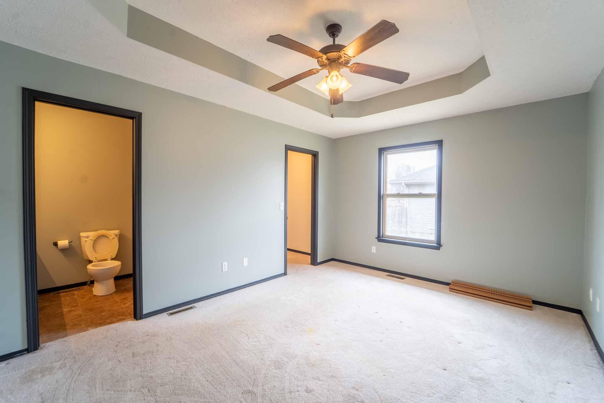 450 South Elgin Avenue Property Photo 17
