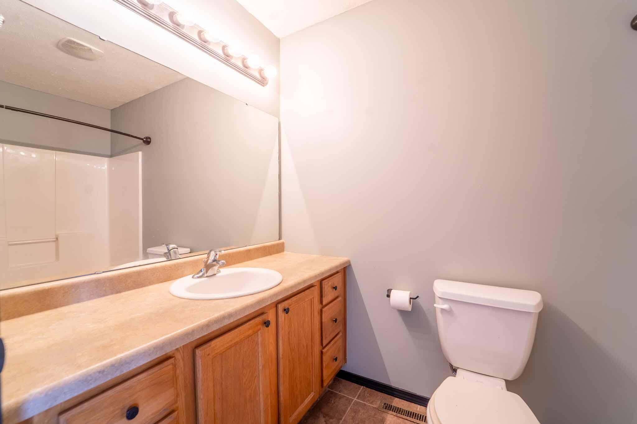 450 South Elgin Avenue Property Photo 18