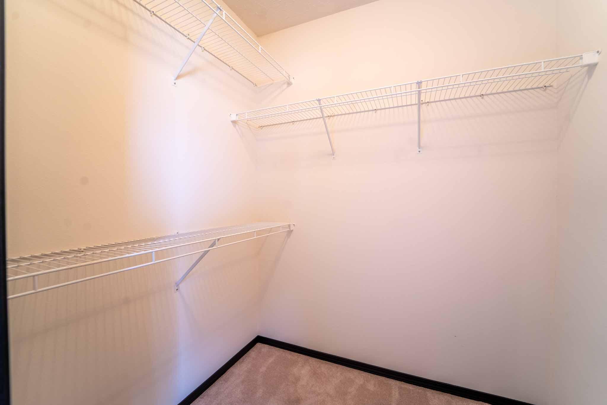 450 South Elgin Avenue Property Photo 19