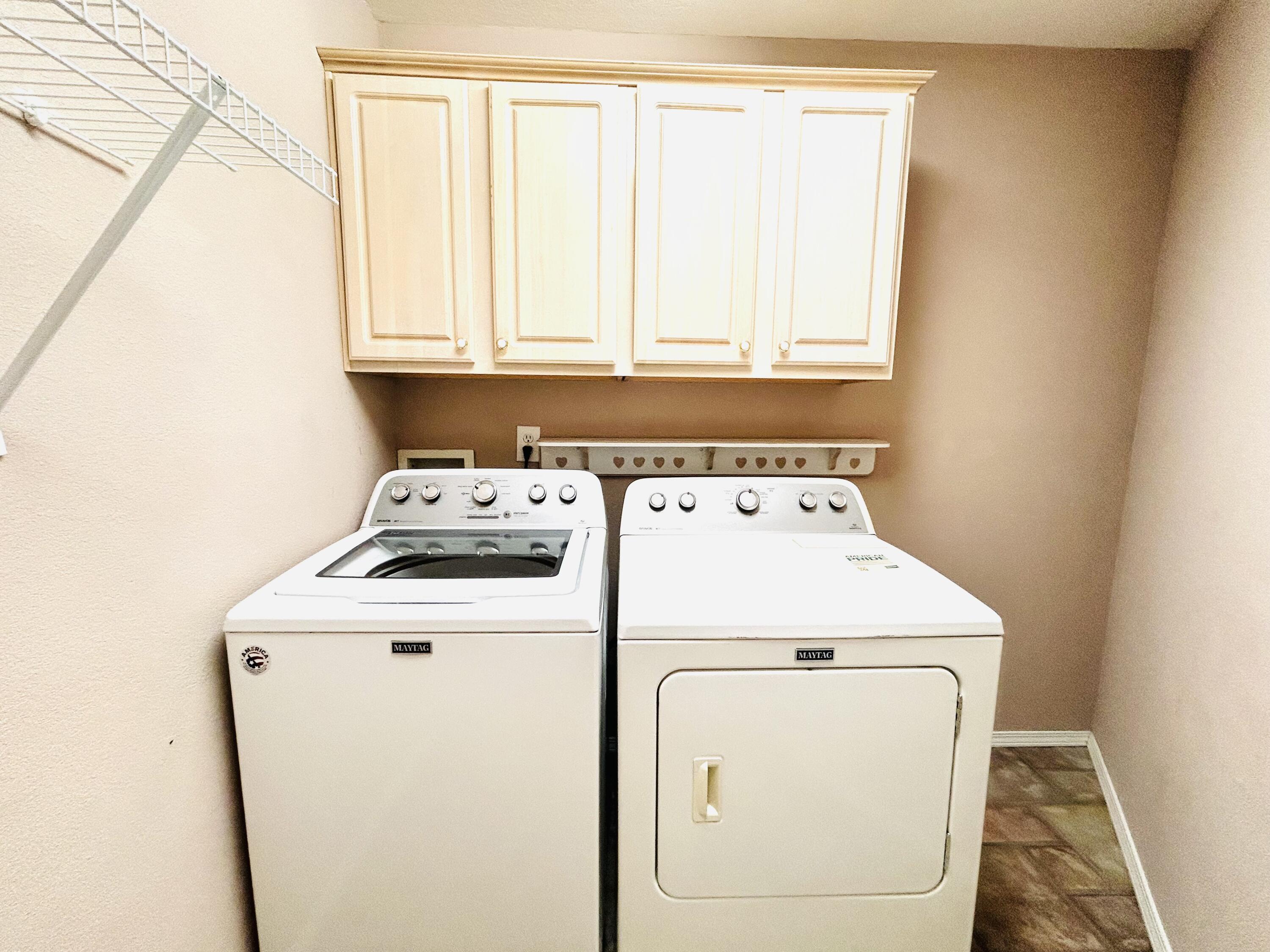 2781&2783 South Meadowlark Avenue Property Photo 15
