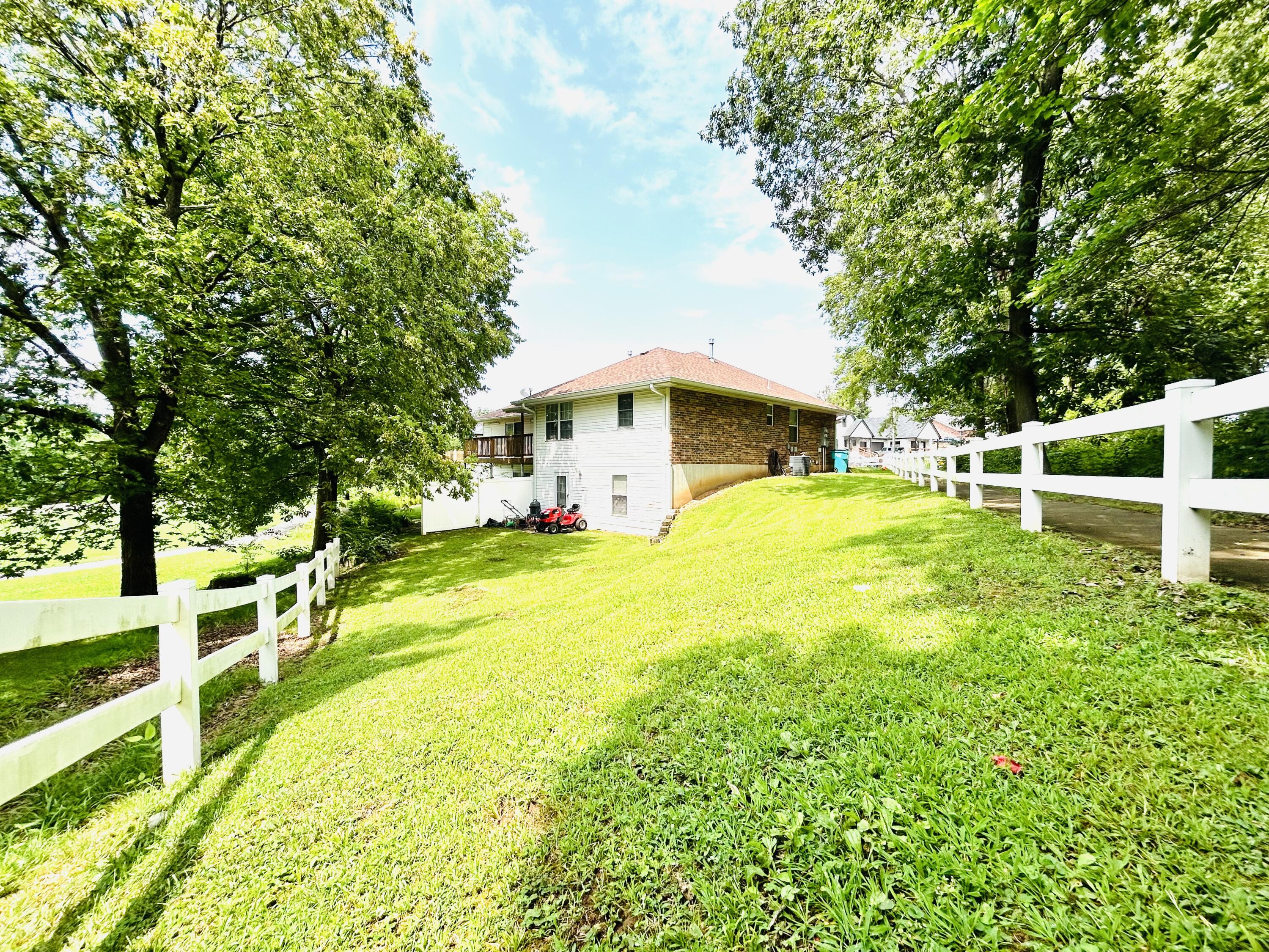 2781&2783 South Meadowlark Avenue Property Photo 32