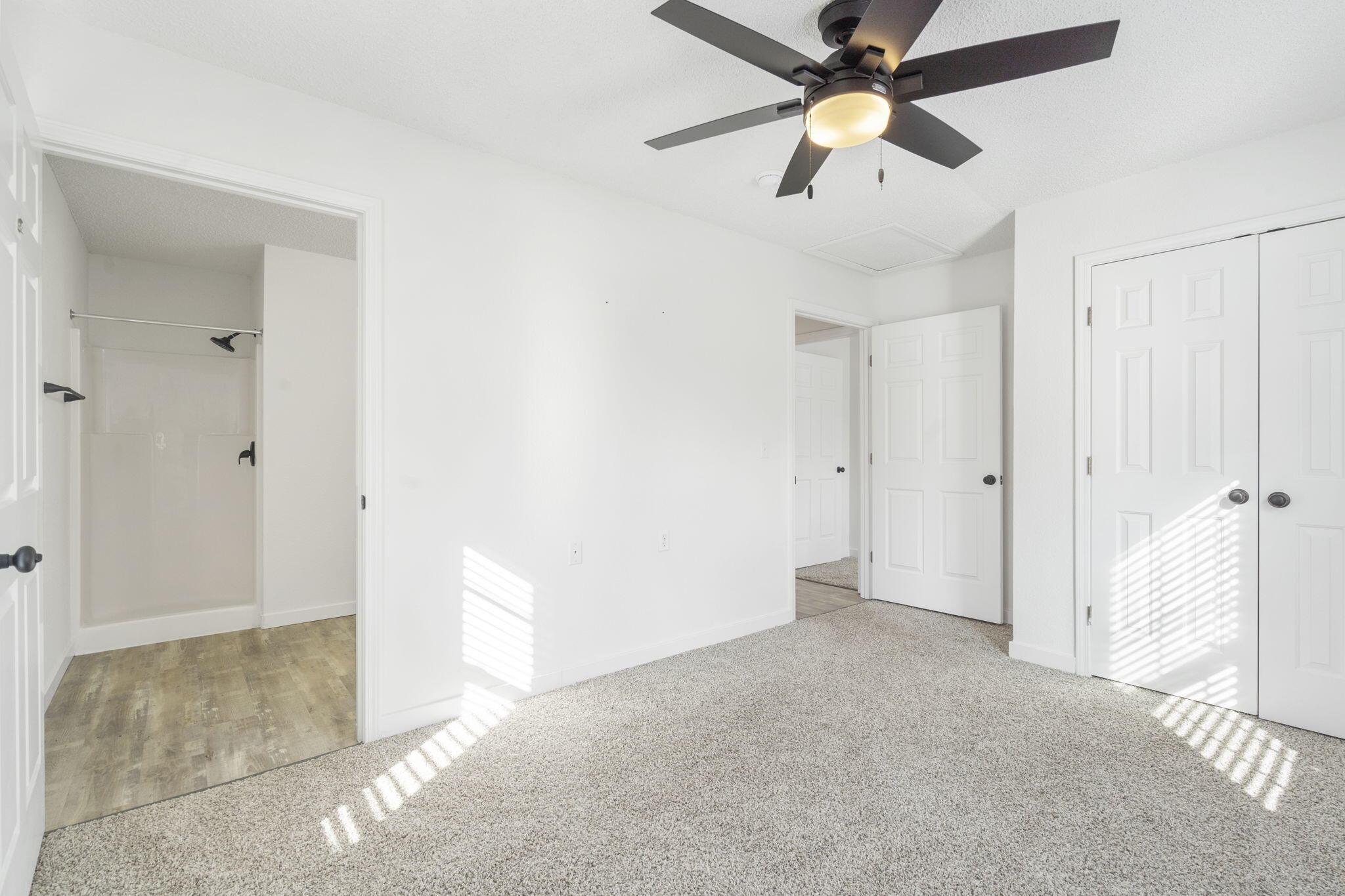 640 East Sunset Street Property Photo 16