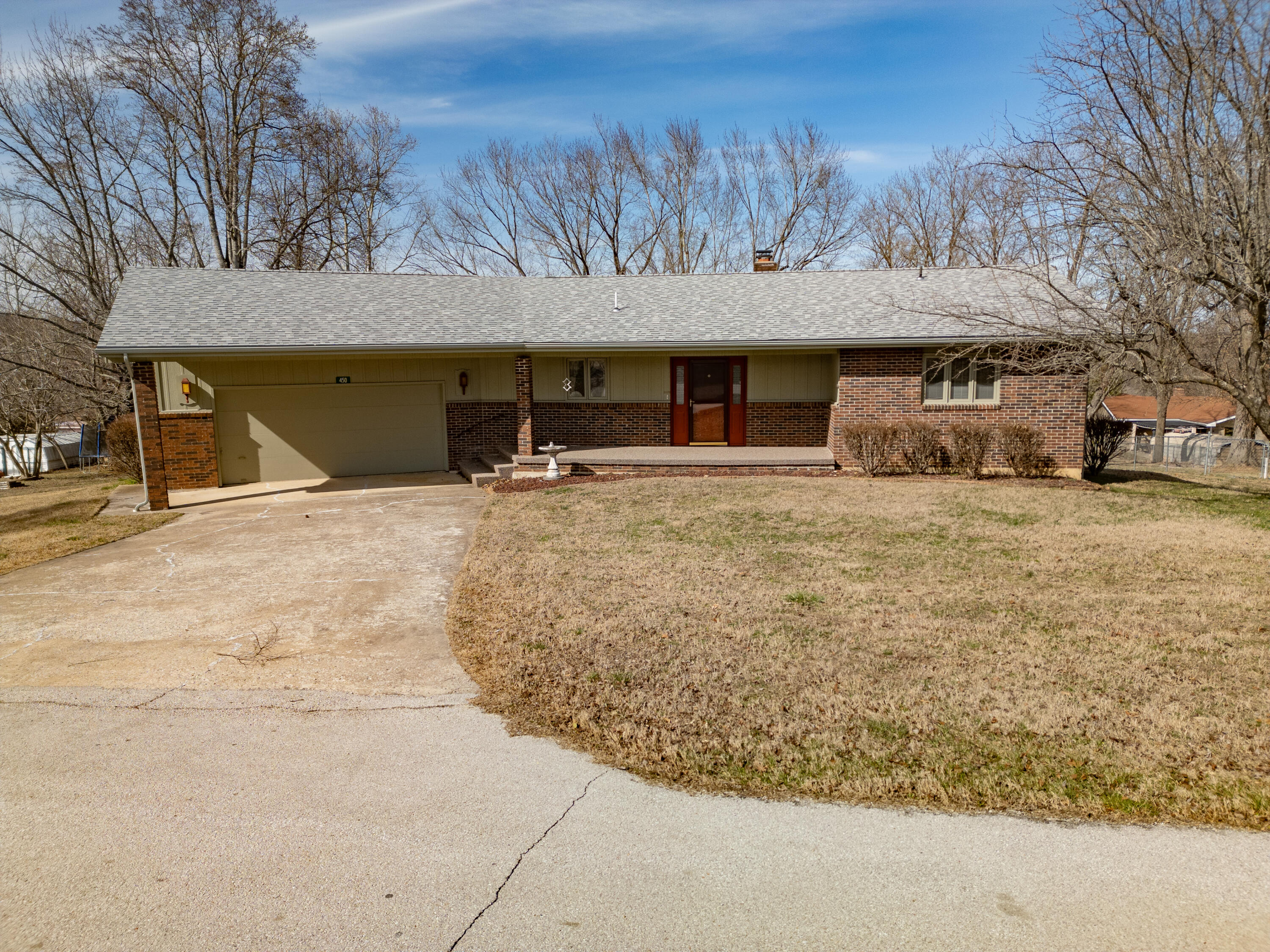 450 Scenic Drive Property Photo